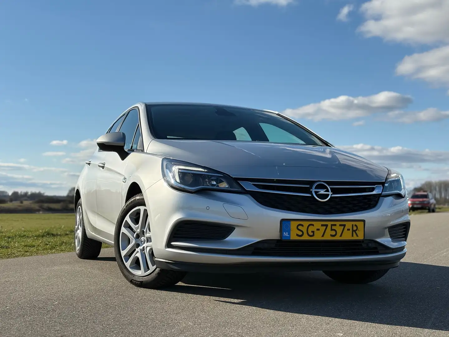 Opel Astra Astra 1.0 Online Edition Zilver - 1