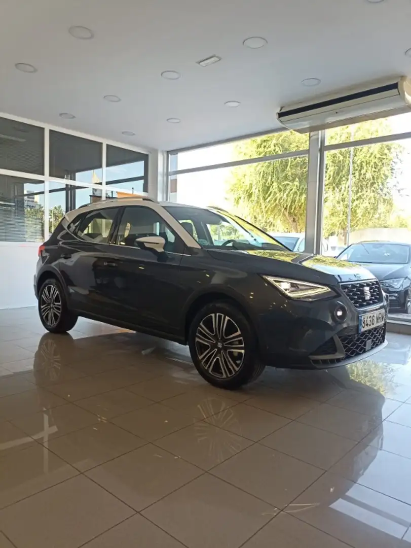 SEAT Arona 1.0 TSI S&S FR XM 115 Gris - 1