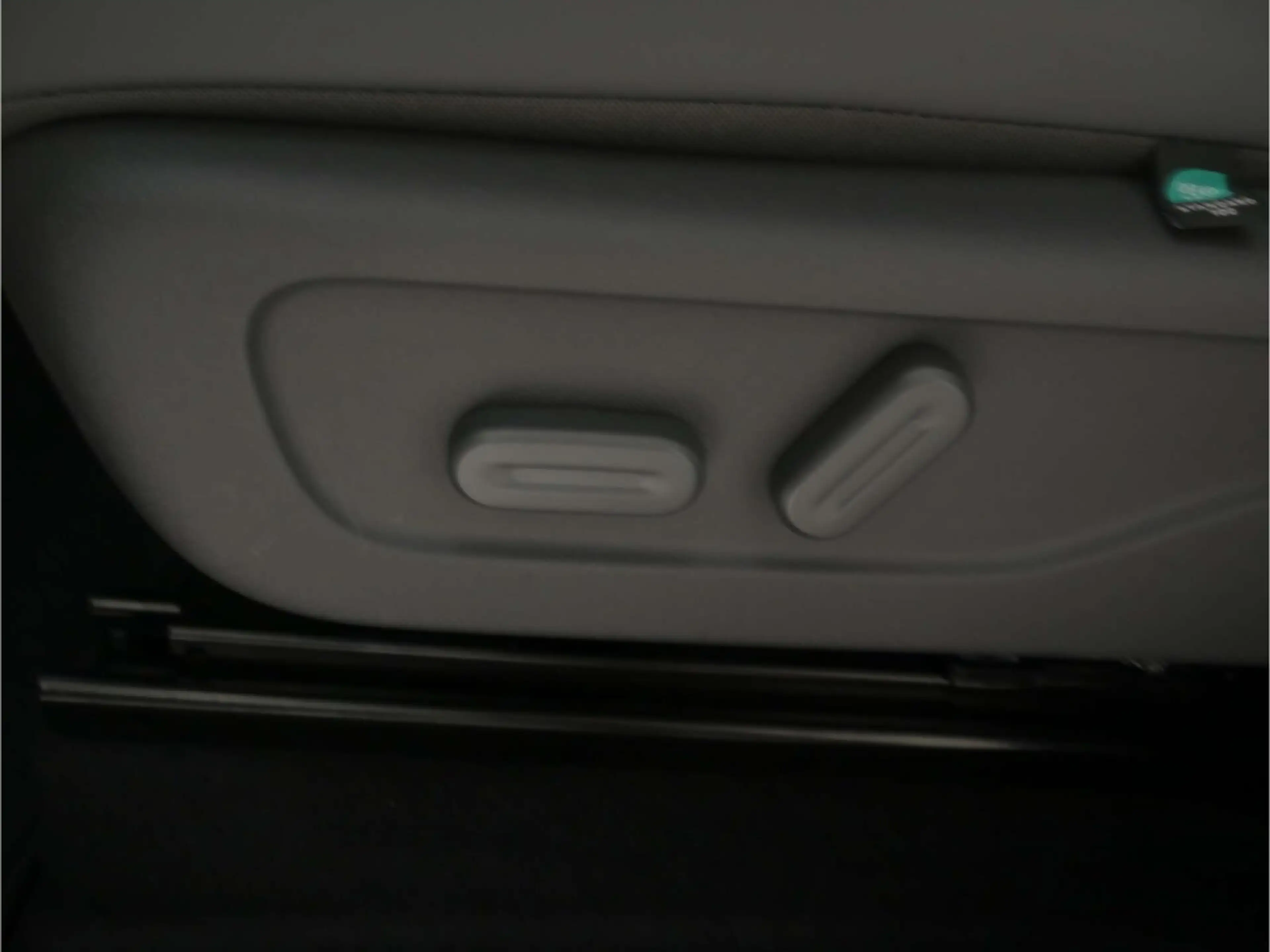 Leapmotor REEV Design — photo 15