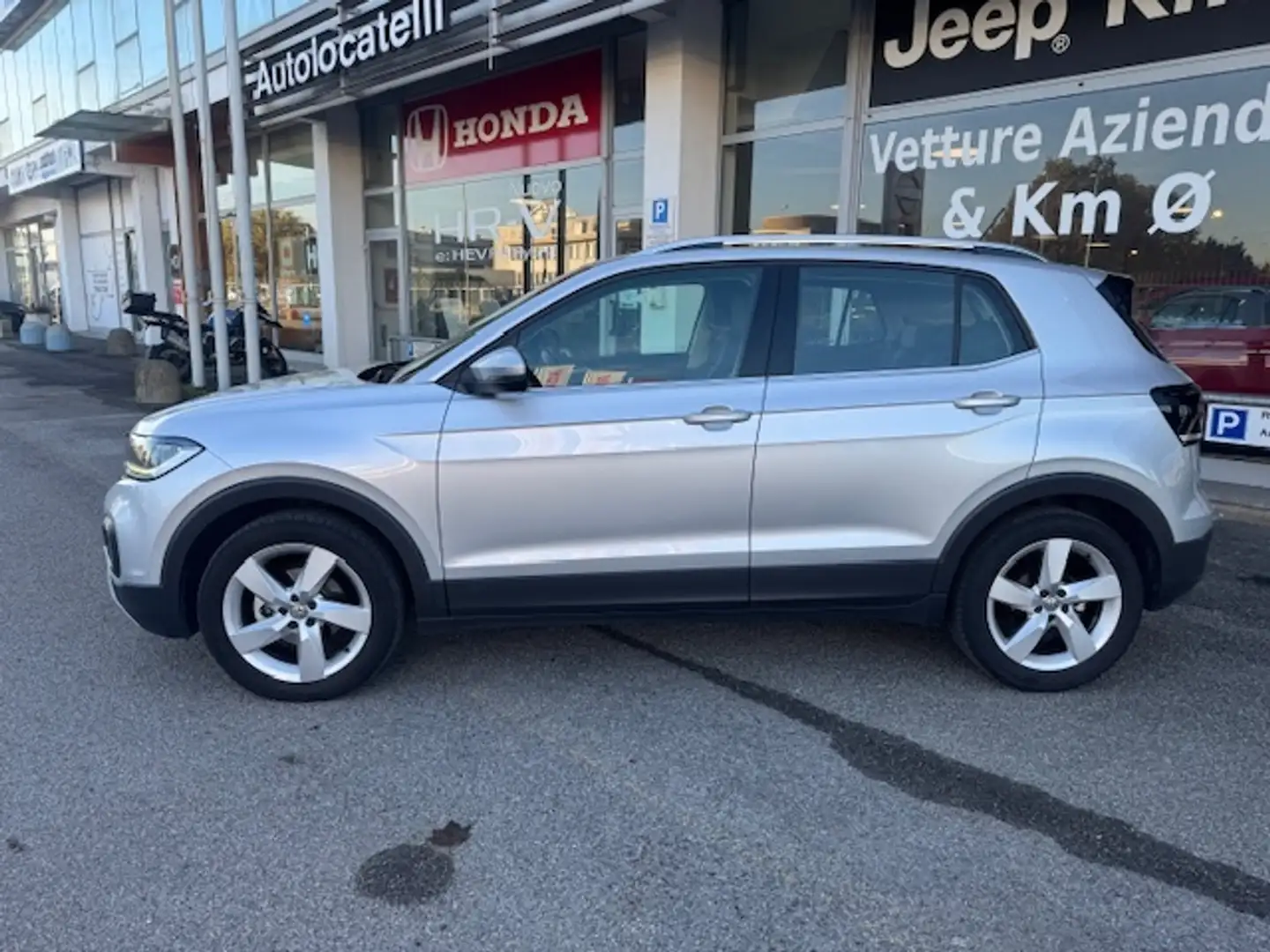 Volkswagen T-Cross 1.0 TSI Advanced Gris - 1