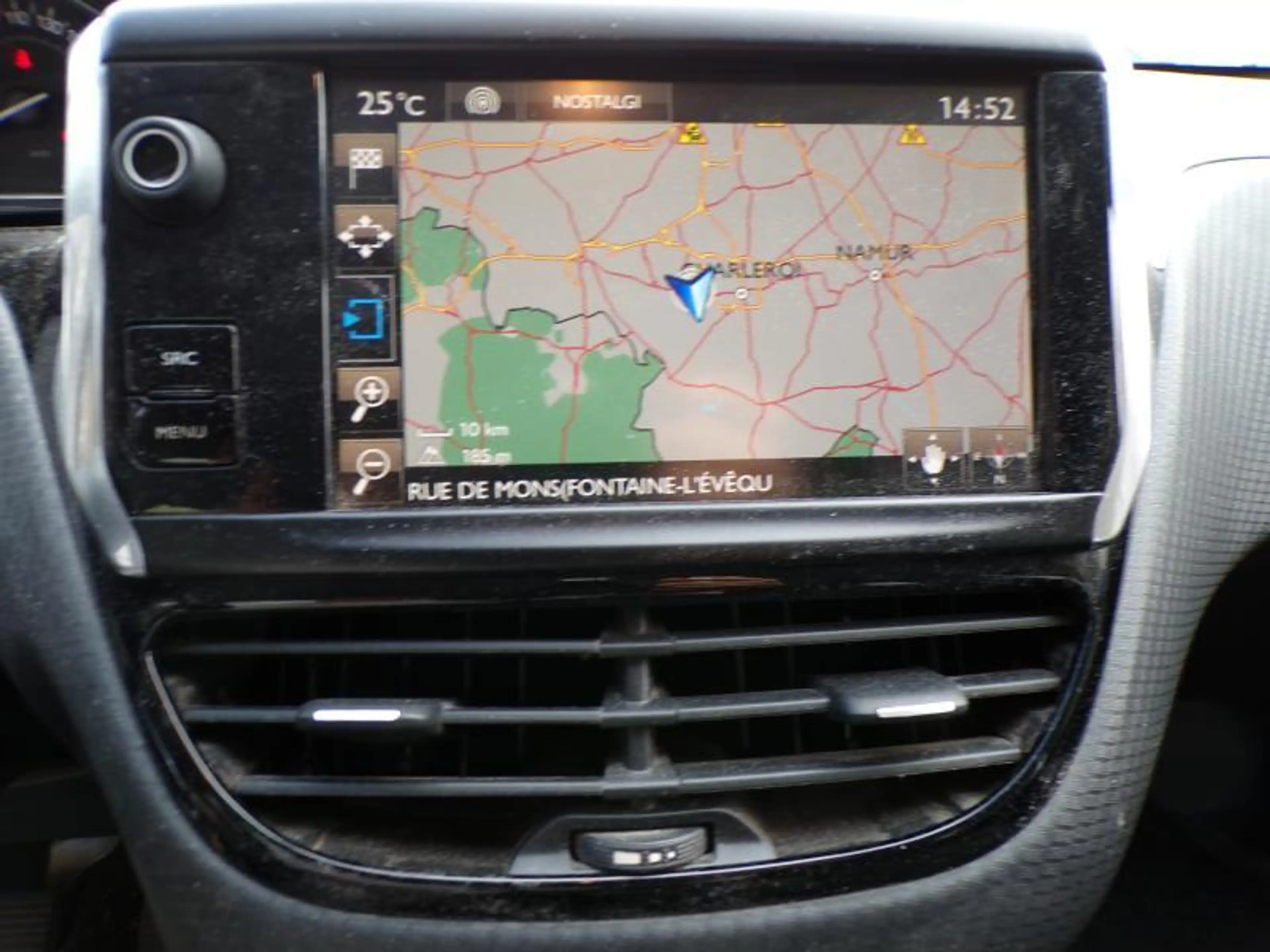 Peugeot 2008 1.2 110cv gris 11/15 Airco GPS Capteurs — photo 11