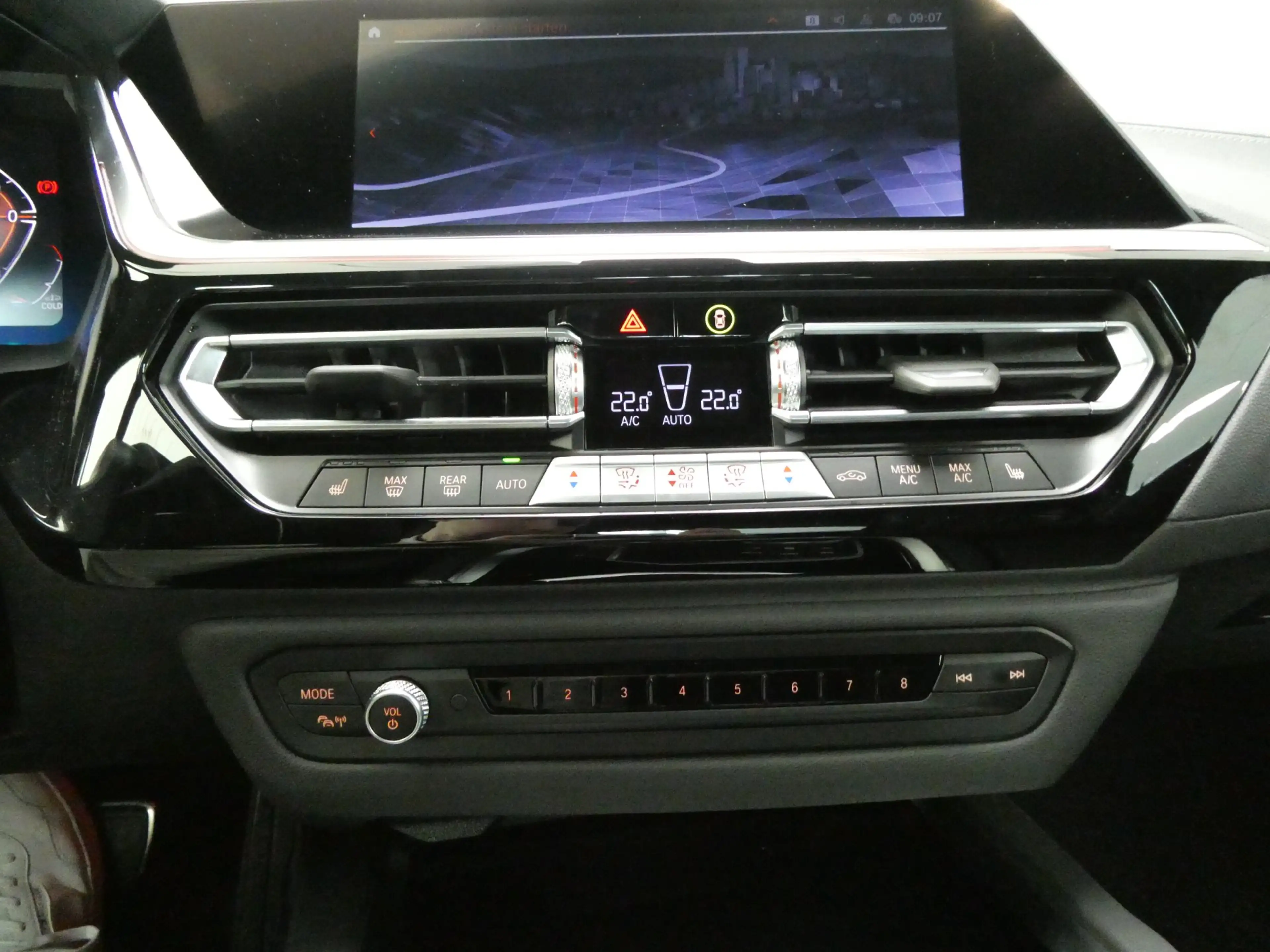 BMW Z4 sDrive 30i — photo 15