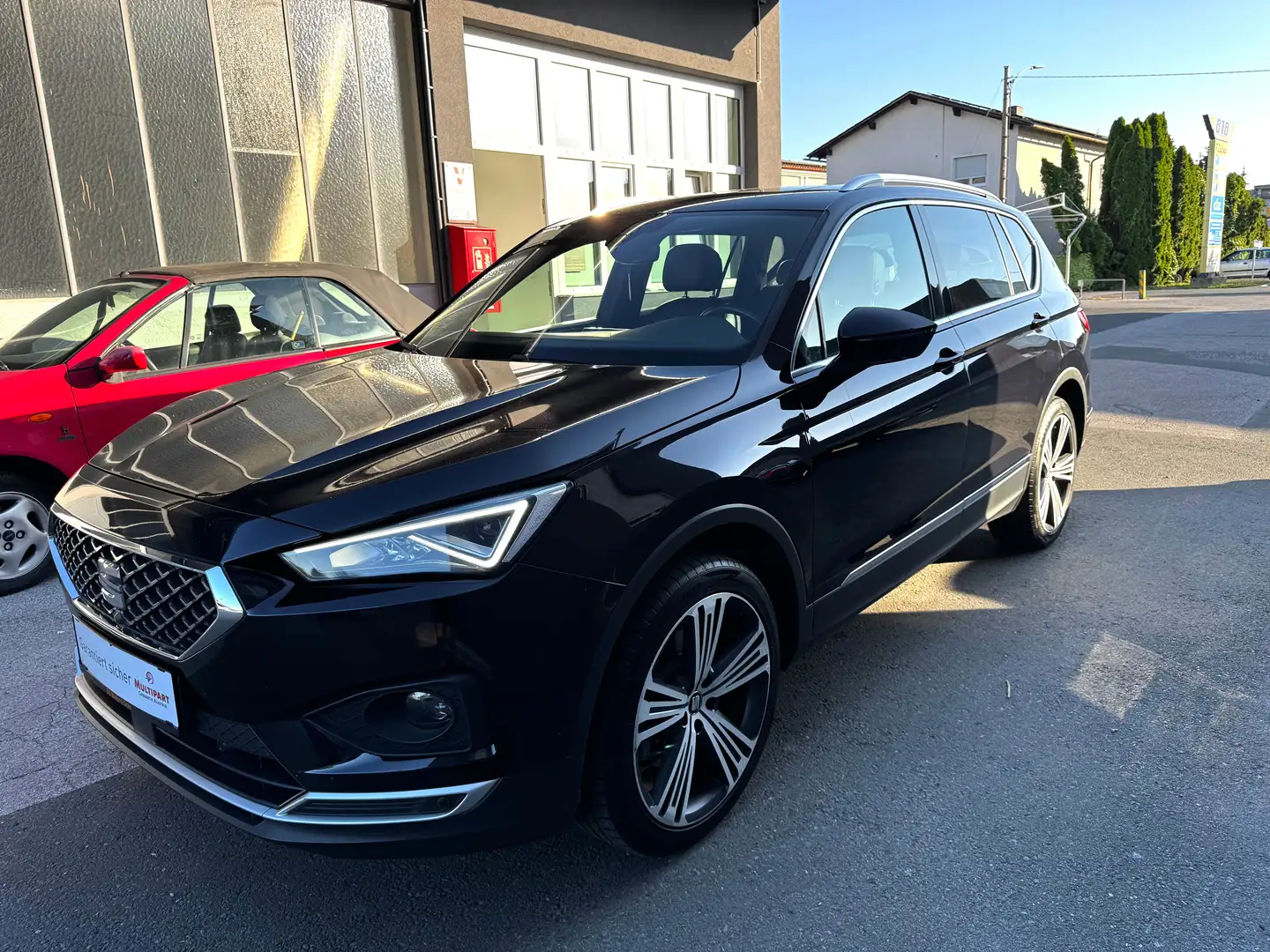 SEAT Tarraco 2,0 TDI Xcellence DSG 4Drive *PANO; LEDER uvm.* Zwart - 1