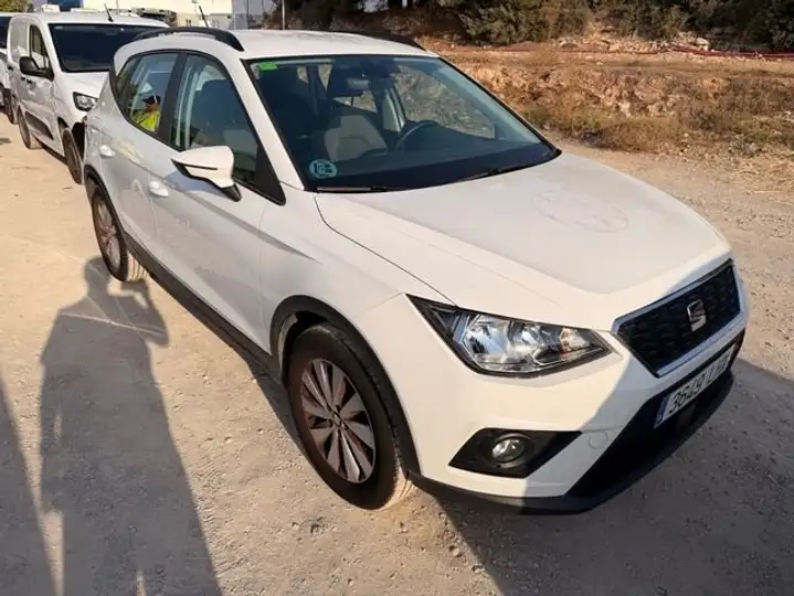 SEAT Arona 2020, foto 3