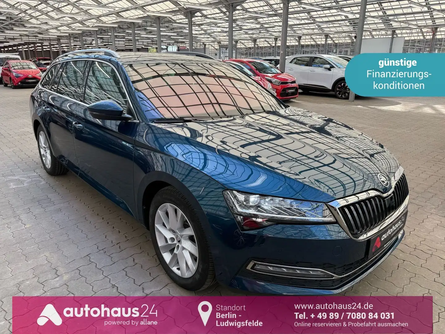 Skoda Superb Combi 2.0 TDI  Premium Edition 4x4 plava - 1