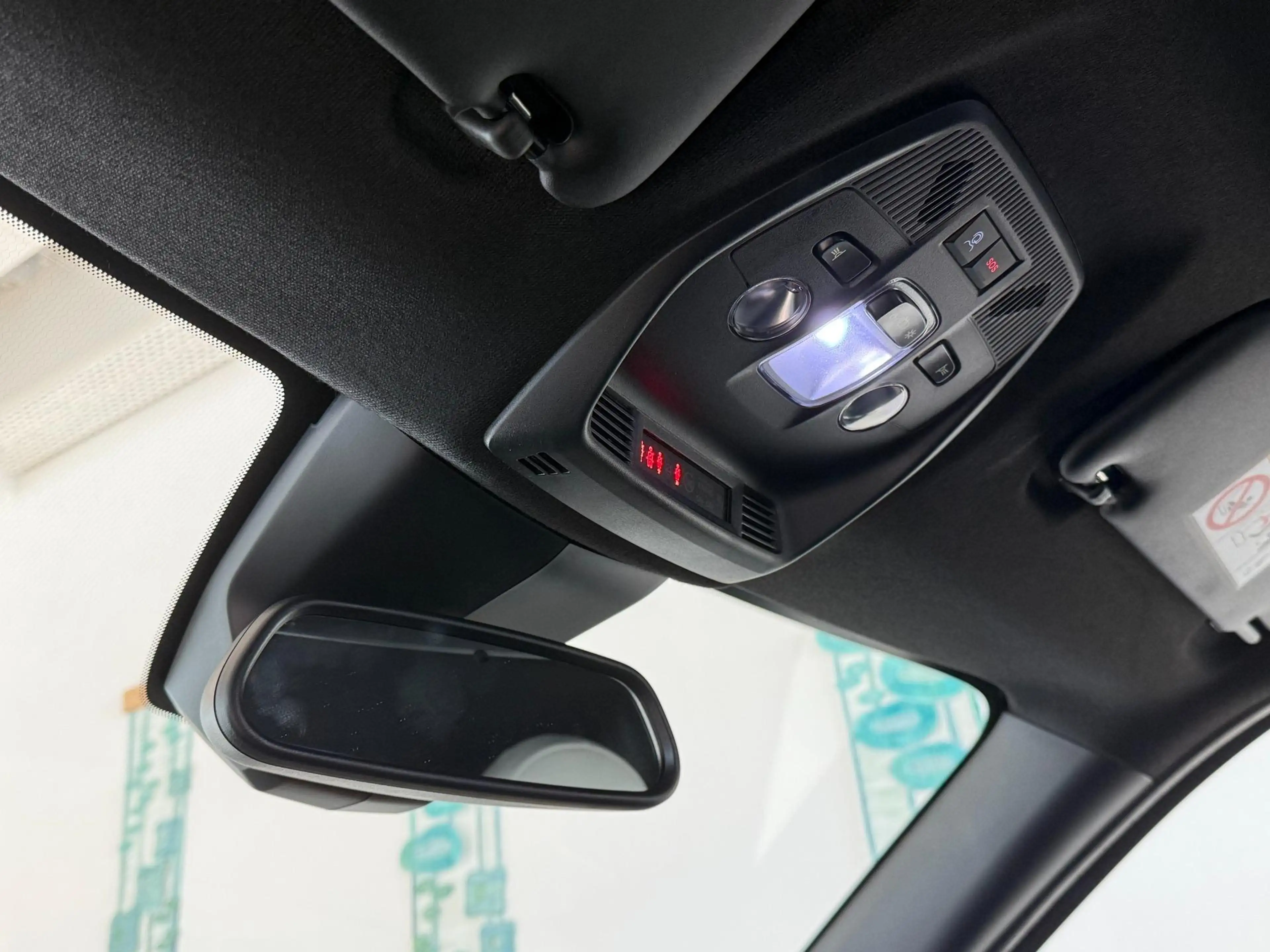 Fiat Grande Panda LA PRIMA HYBRID 1.2 eDCT 81 kW € 6.100,00 gespa... — photo 14