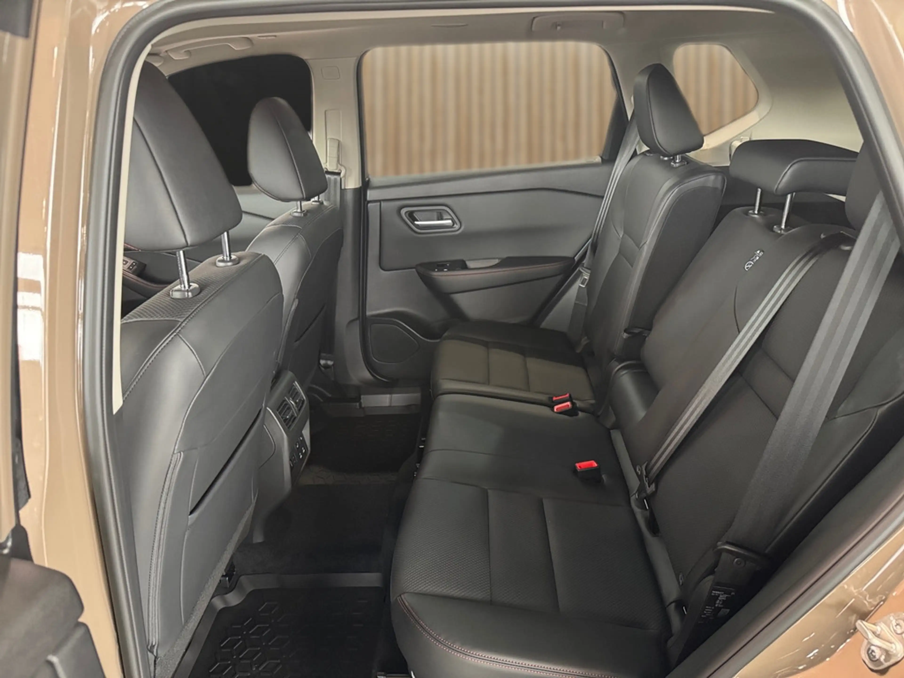 Nissan X-Trail 1.5 e-Power e-4orce N-Trek — photo 15