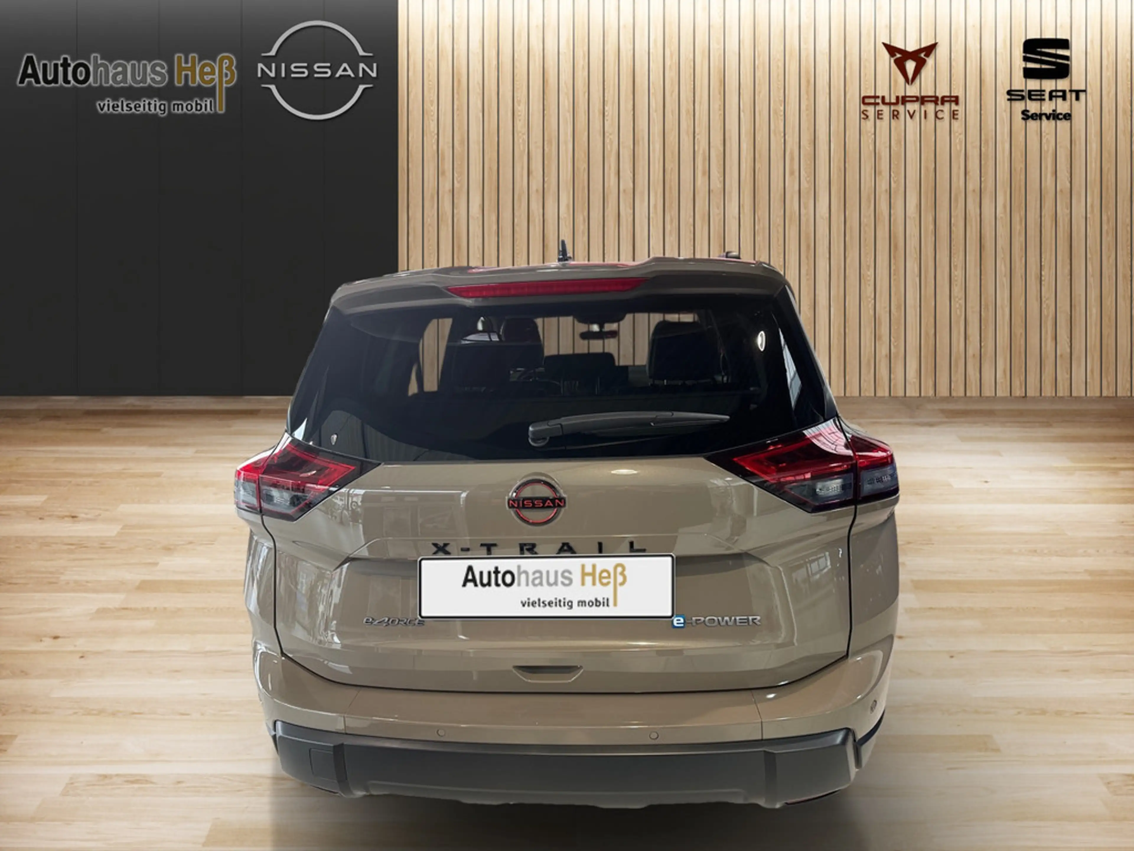 Nissan X-Trail 1.5 e-Power e-4orce N-Trek — photo 7