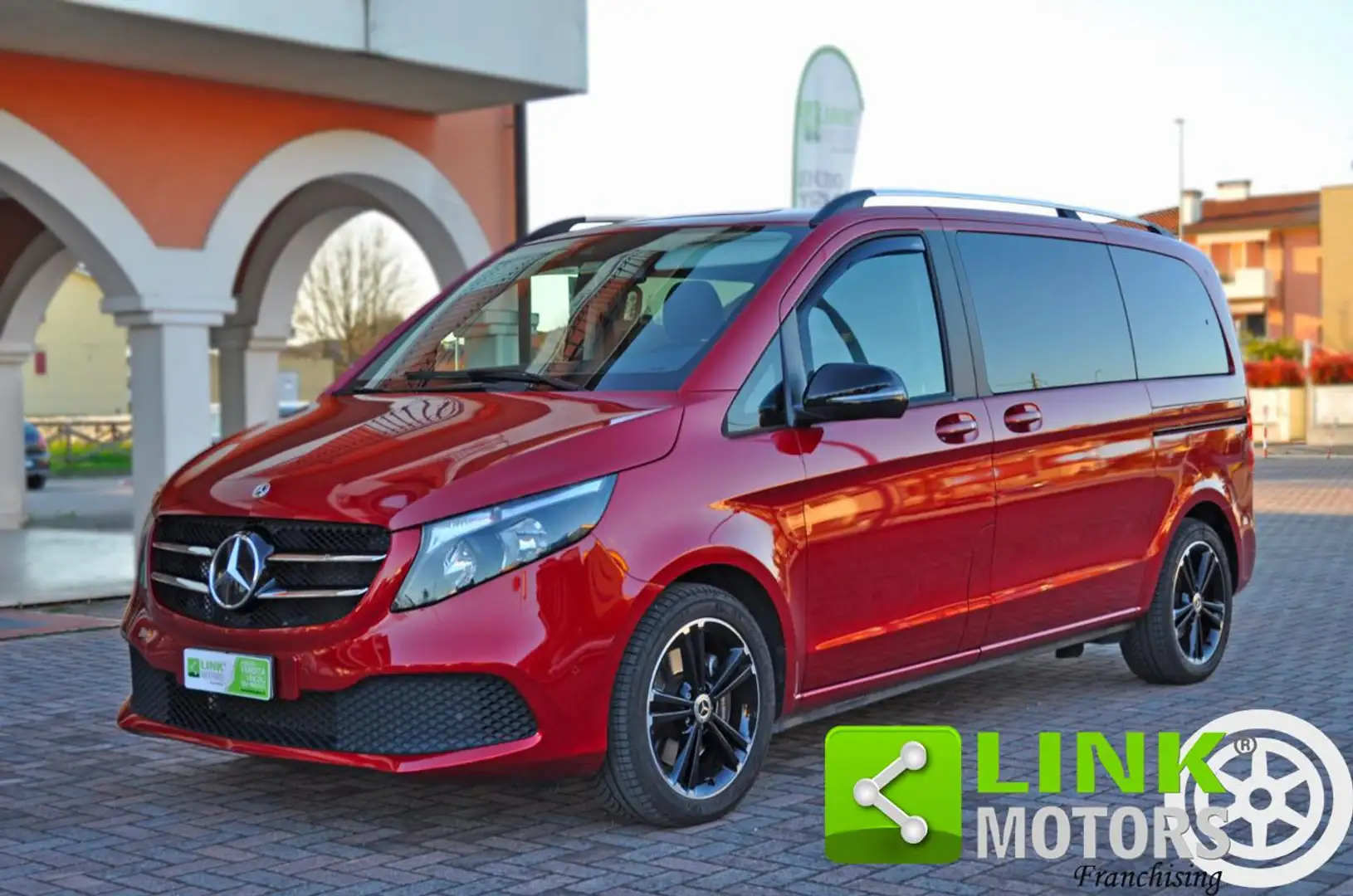 Mercedes-Benz V 220 d Automatic Sport Compact Night Edition Rosso - 1