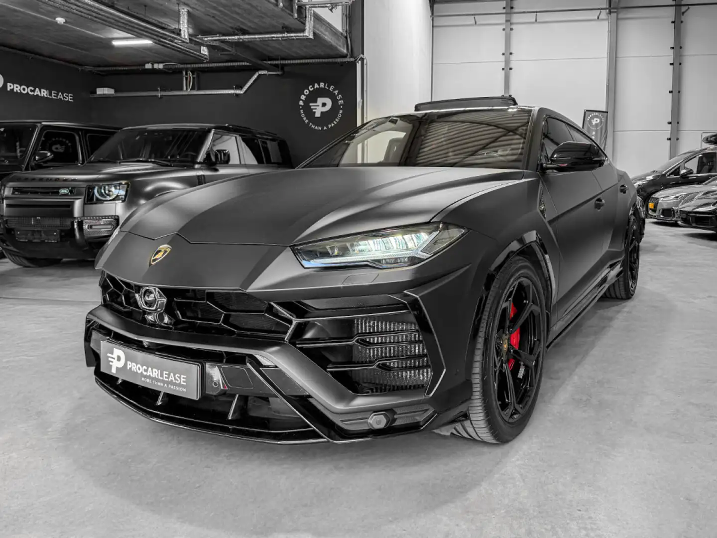 lamborghini urus