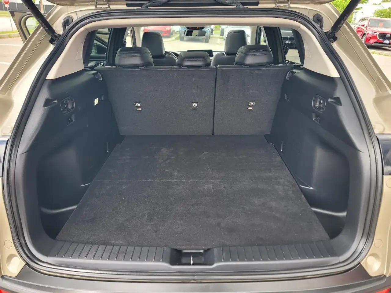 Mazda CX-50 photo Mazda CX-50
