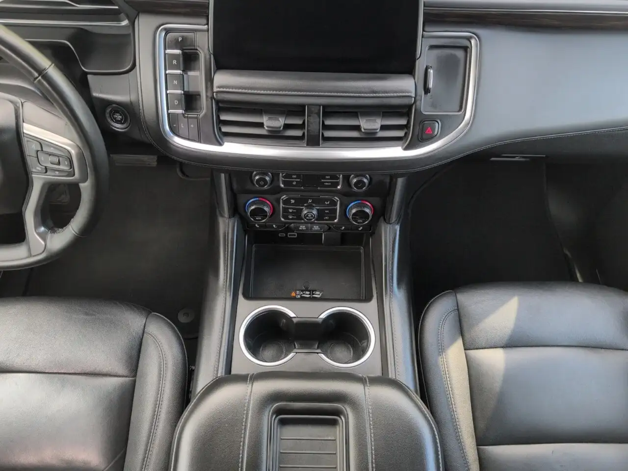 Chevrolet Suburban снимка Chevrolet Suburban
