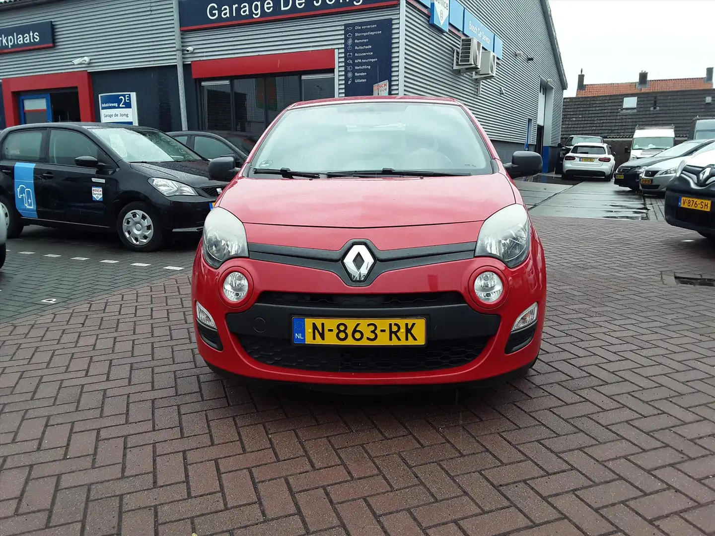 Renault Twingo 1.2 16v 75pk Acces Rood - 1