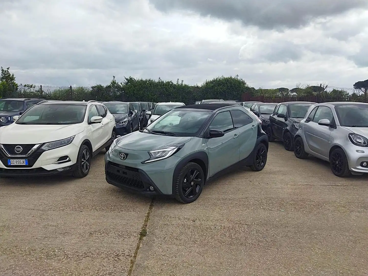 Toyota Aygo X 1.0cc CABRIO 72cv ANDROID/CARPLAY SAFETYPACK Verde - 1