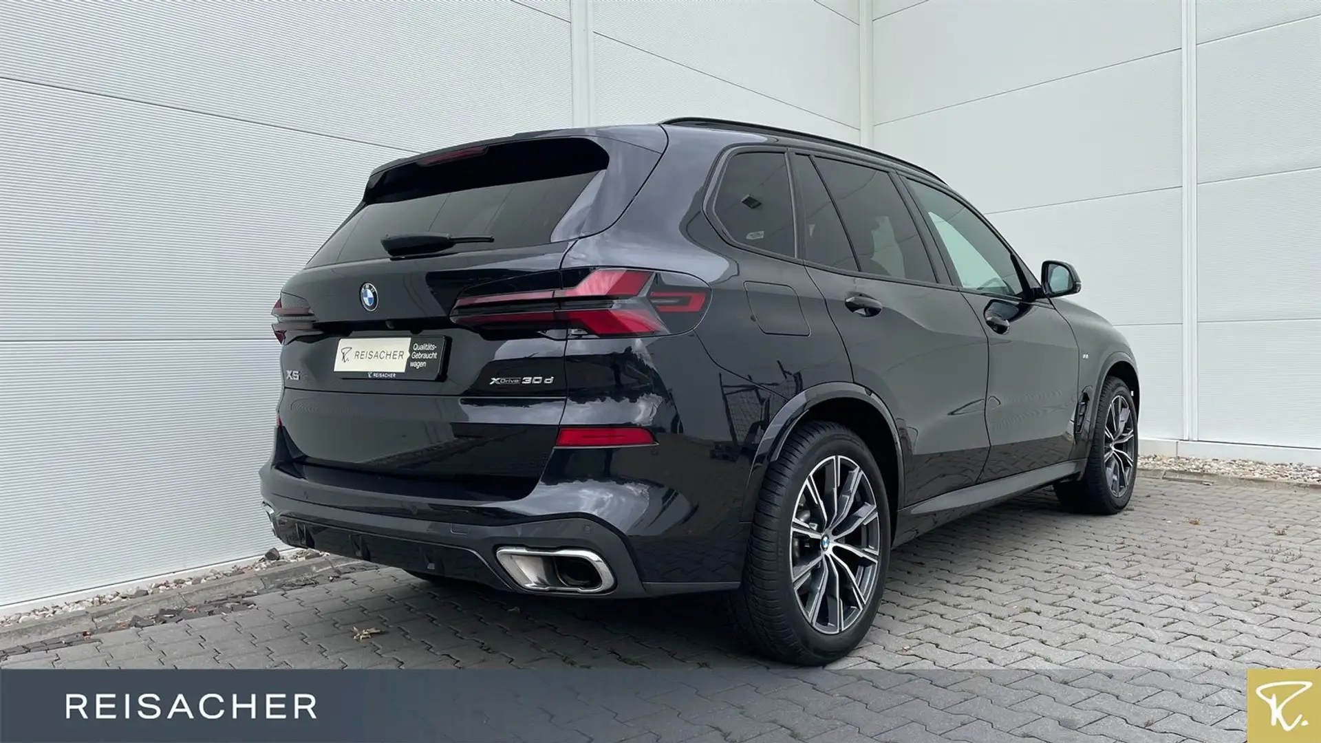 BMW X5 xDrive30d M Sport,AHK,DAPro.Pano,HuD,adLED Schwarz - 2