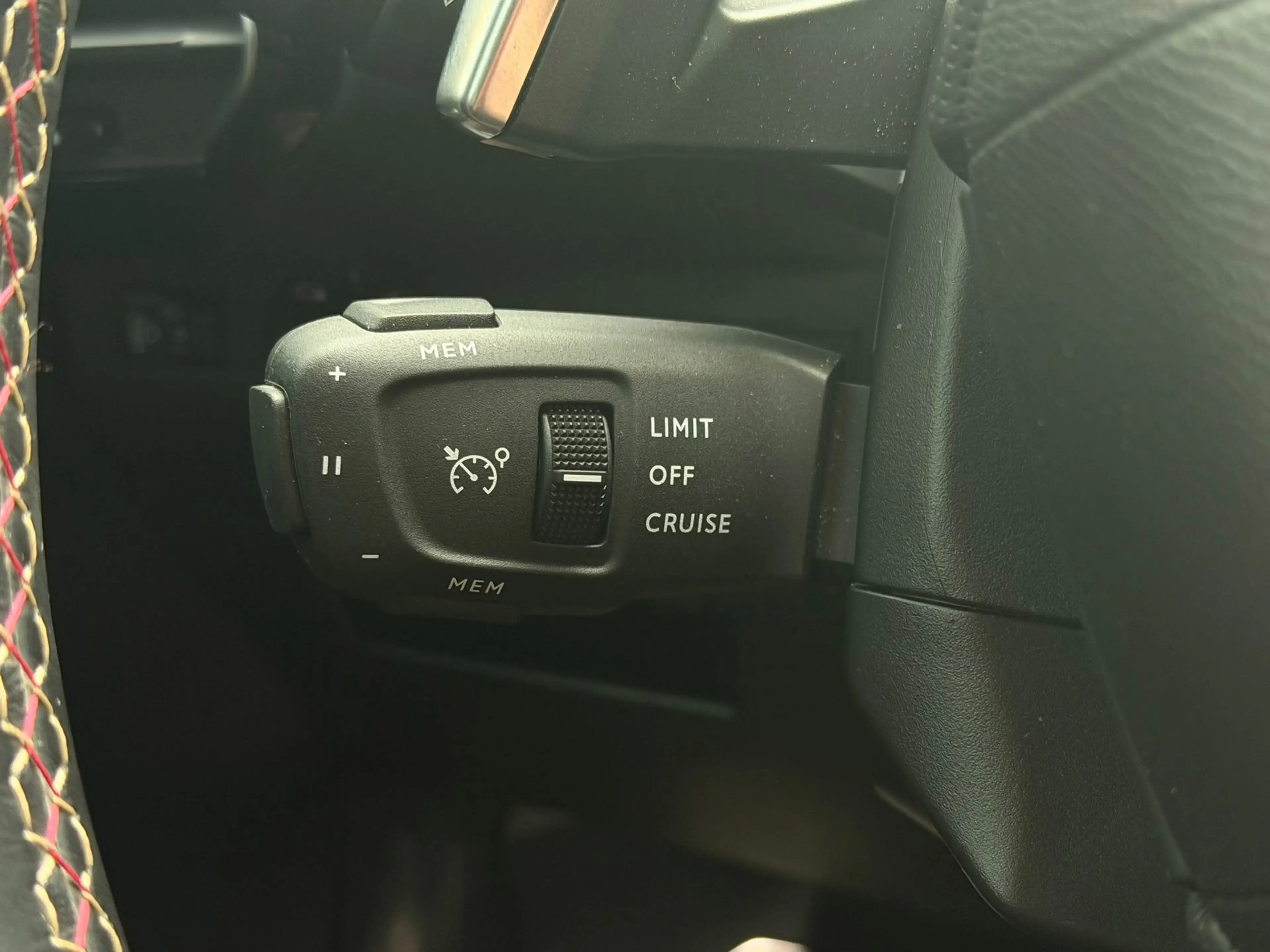 DS Automobiles DS 7 Crossback E-Tense Performance Line, panoramadak, vele opties — photo 25