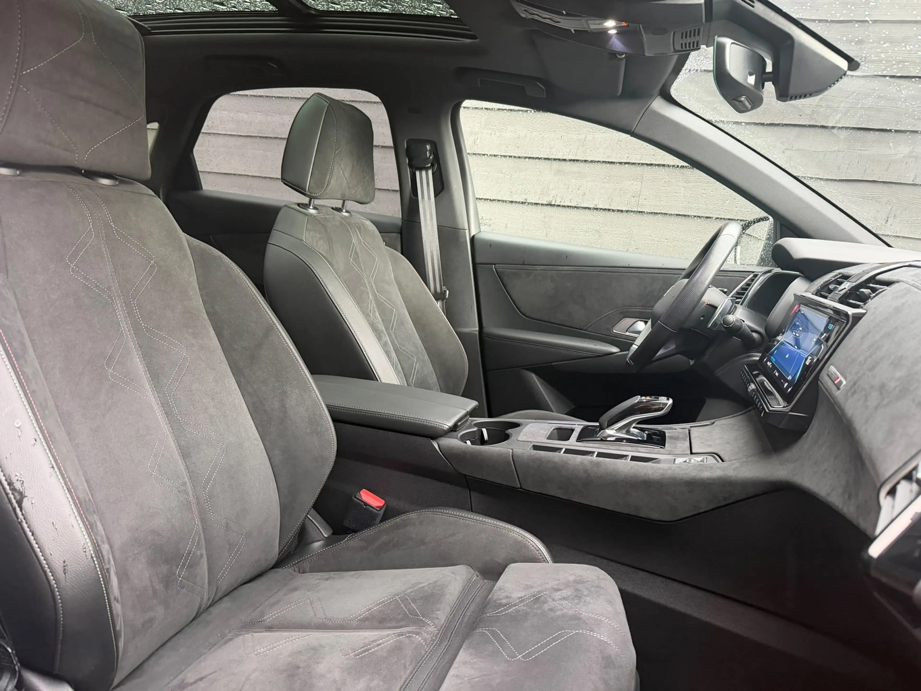 DS Automobiles DS 7 Crossback E-Tense Performance Line, panoramadak, vele opties — photo 4