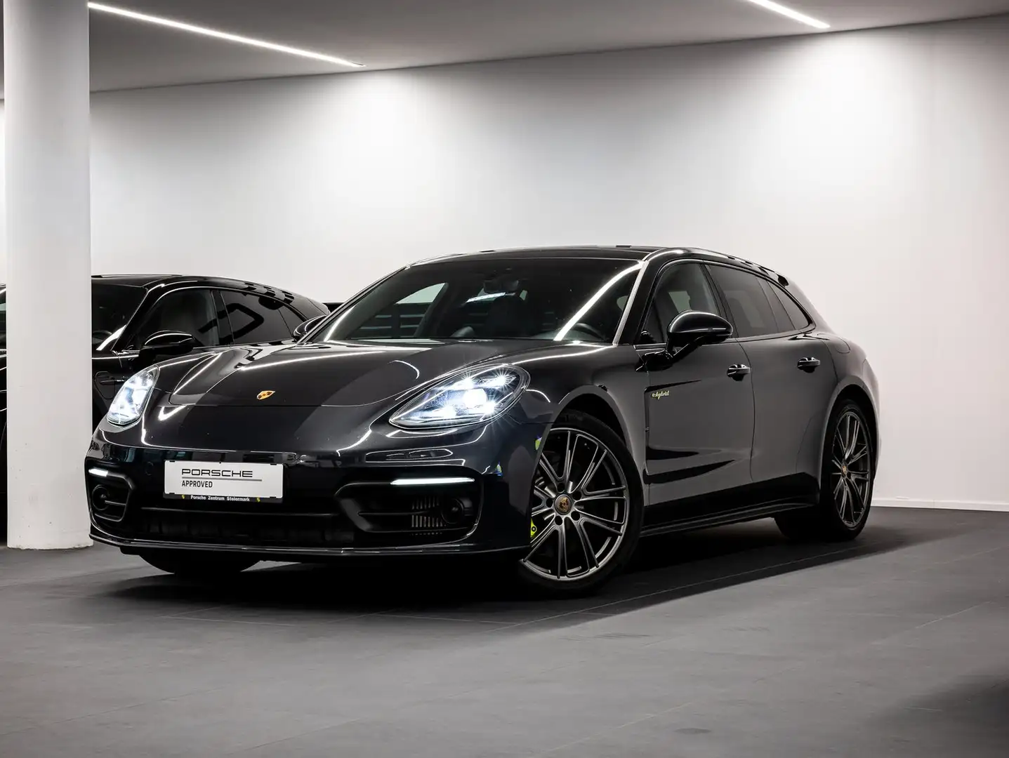 Porsche Panamera 4 E-Hybrid Sport Turismo G2 II Grau - 1