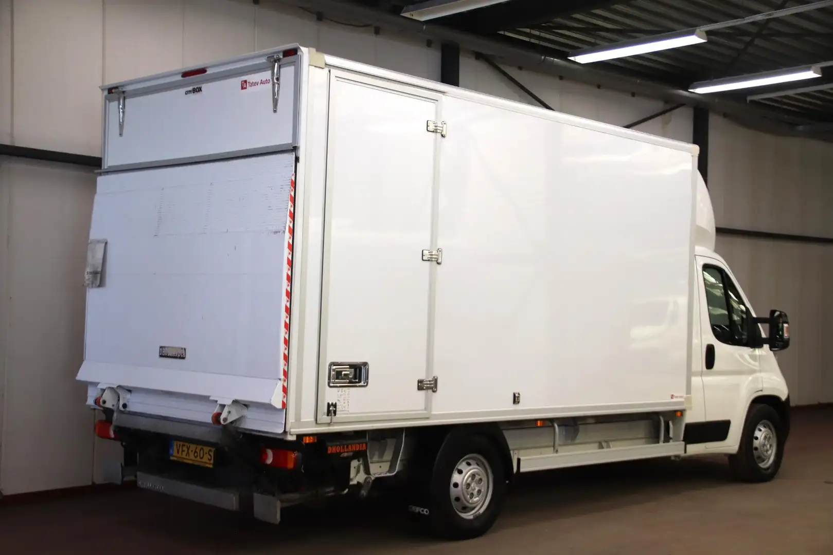 Peugeot Boxer 2.2 165 PK BAKWAGEN MET LAADKLEP EN ZIJDEUR Blanc - 2