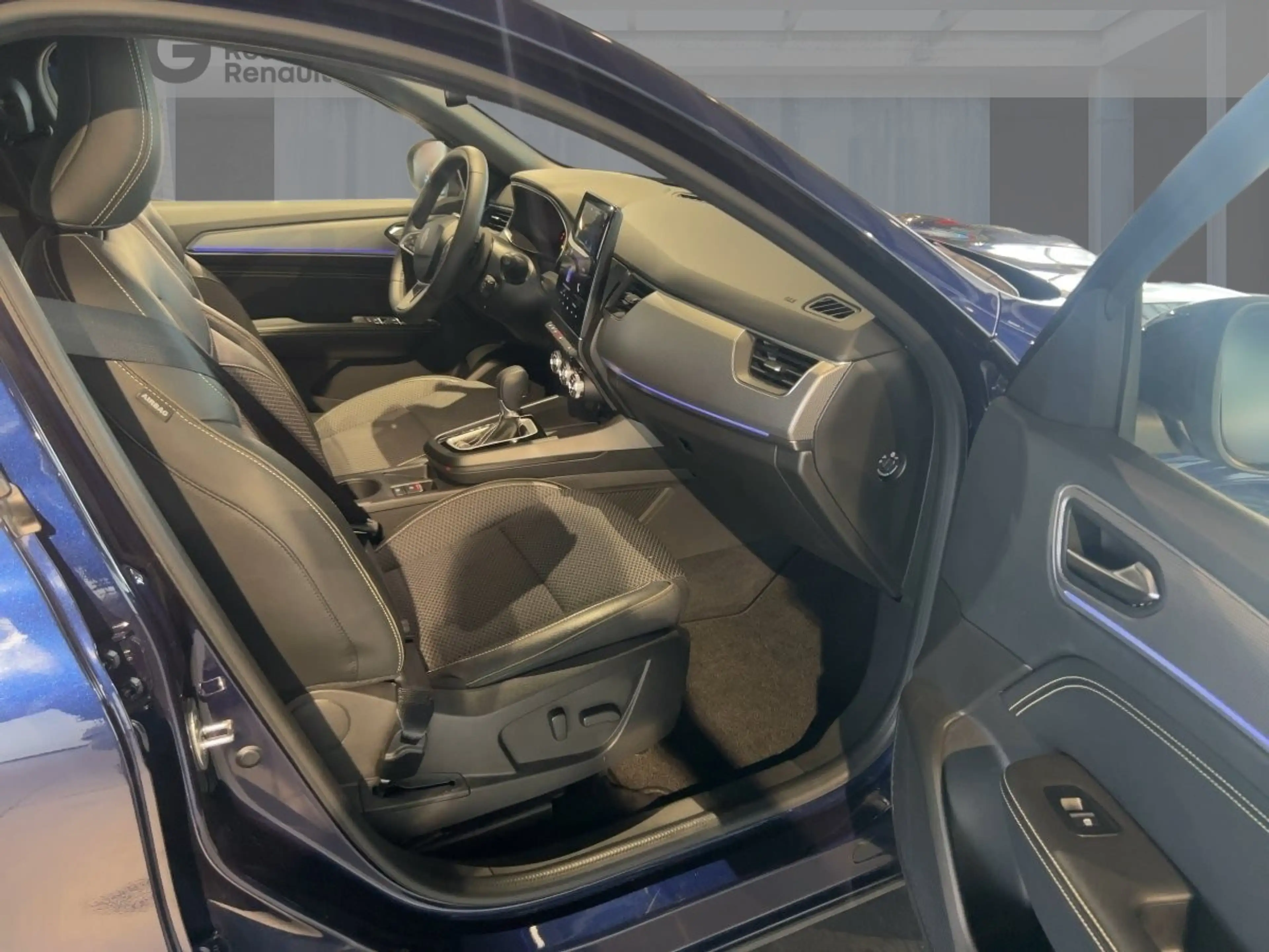Renault Arkana 1.3 TCe 140 Mild-Hybrid Techno EU6e SHZ PDC — photo 8