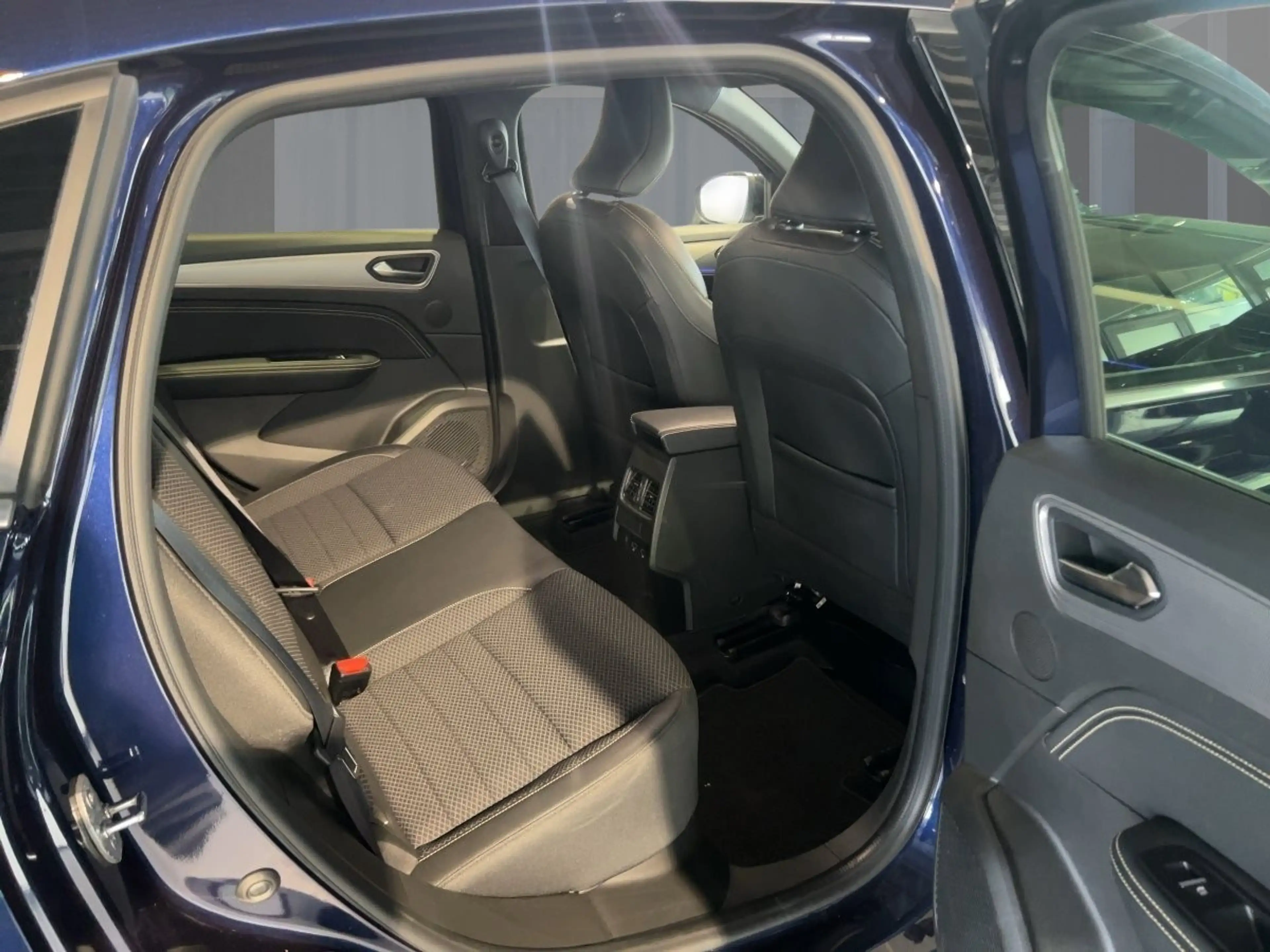 Renault Arkana 1.3 TCe 140 Mild-Hybrid Techno EU6e SHZ PDC — photo 9
