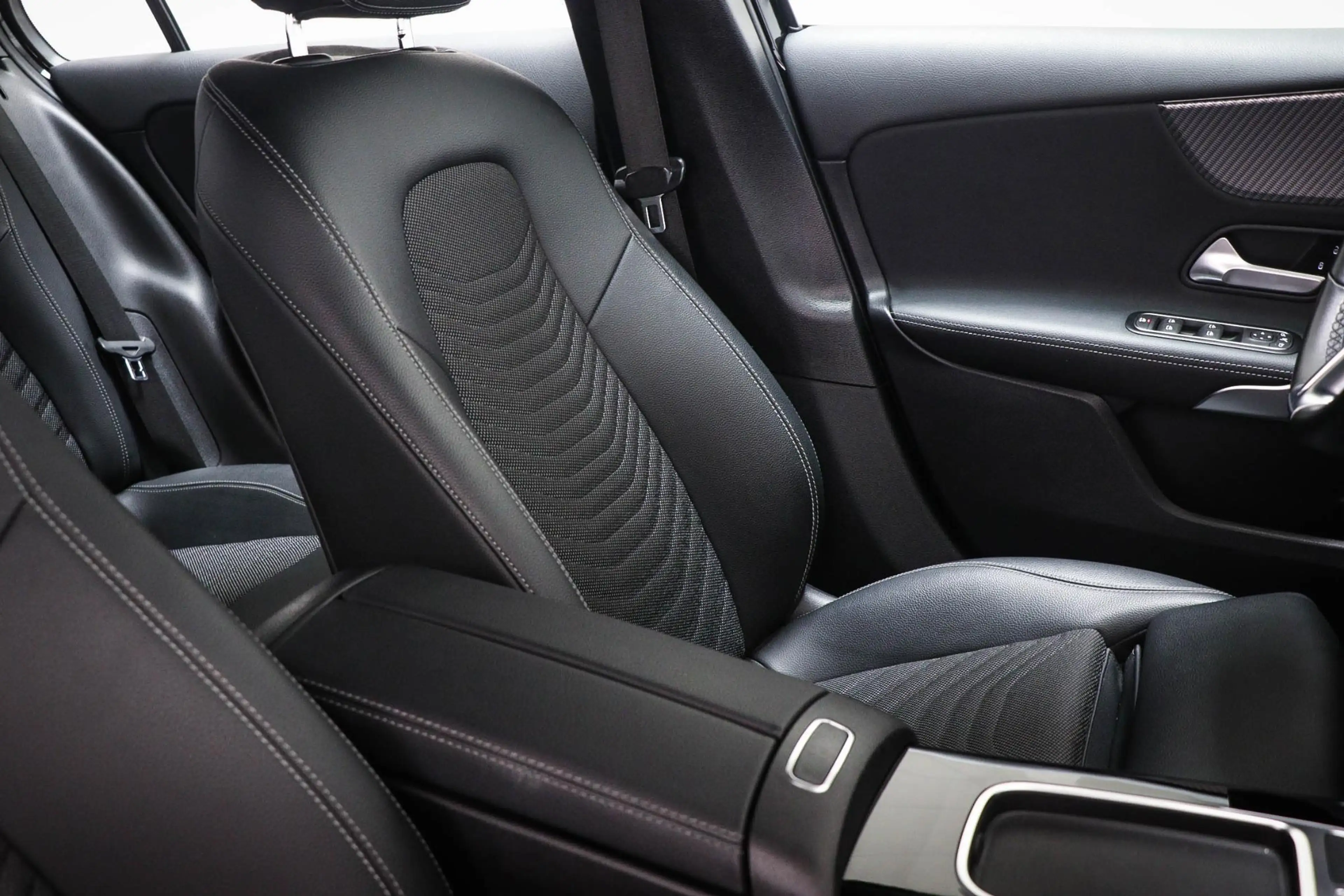 Mercedes-Benz A 180 Business Line | HALF LEDER | STOELVERWARMING | DAB — photo 8