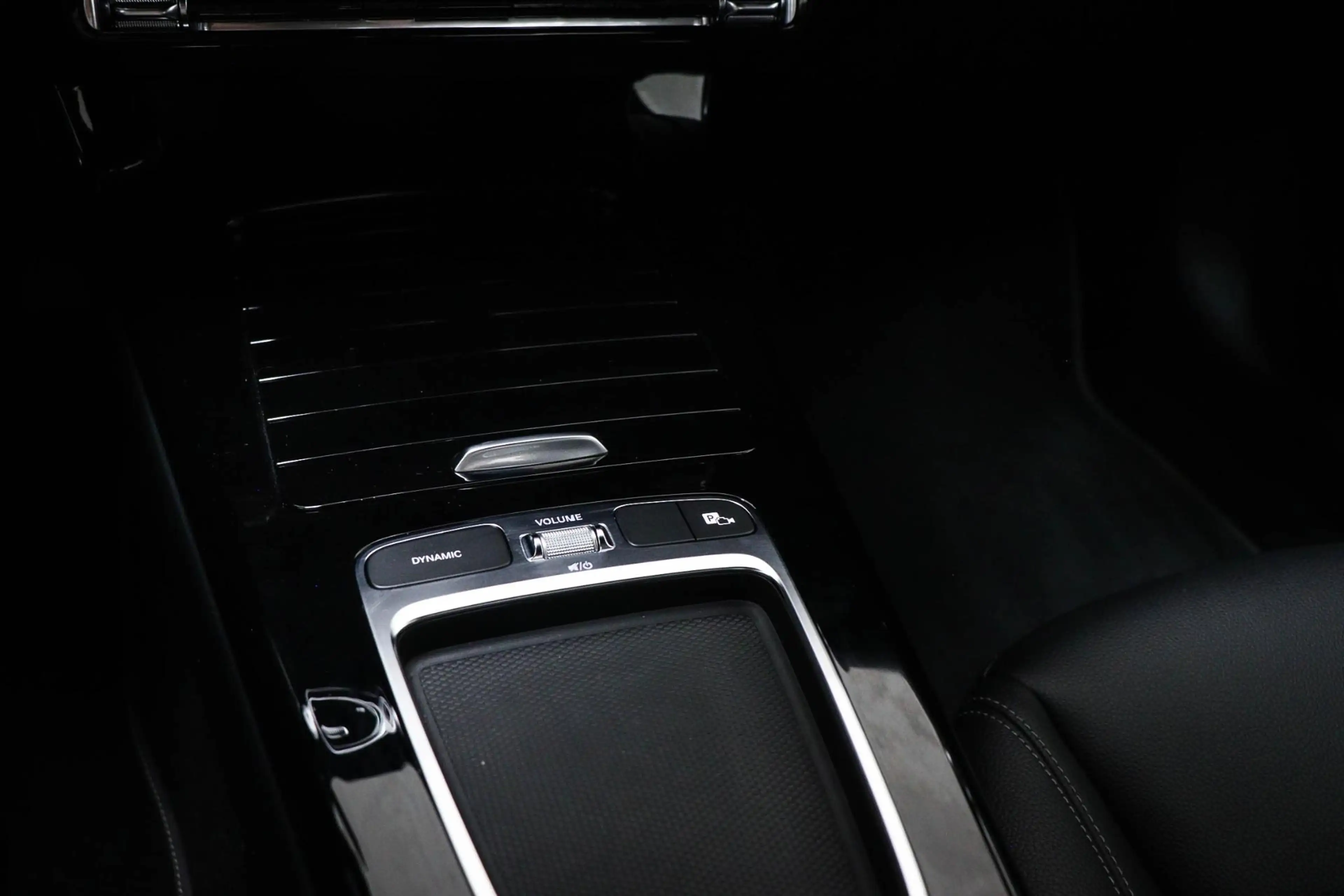 Mercedes-Benz A 180 Business Line | HALF LEDER | STOELVERWARMING | DAB — photo 33