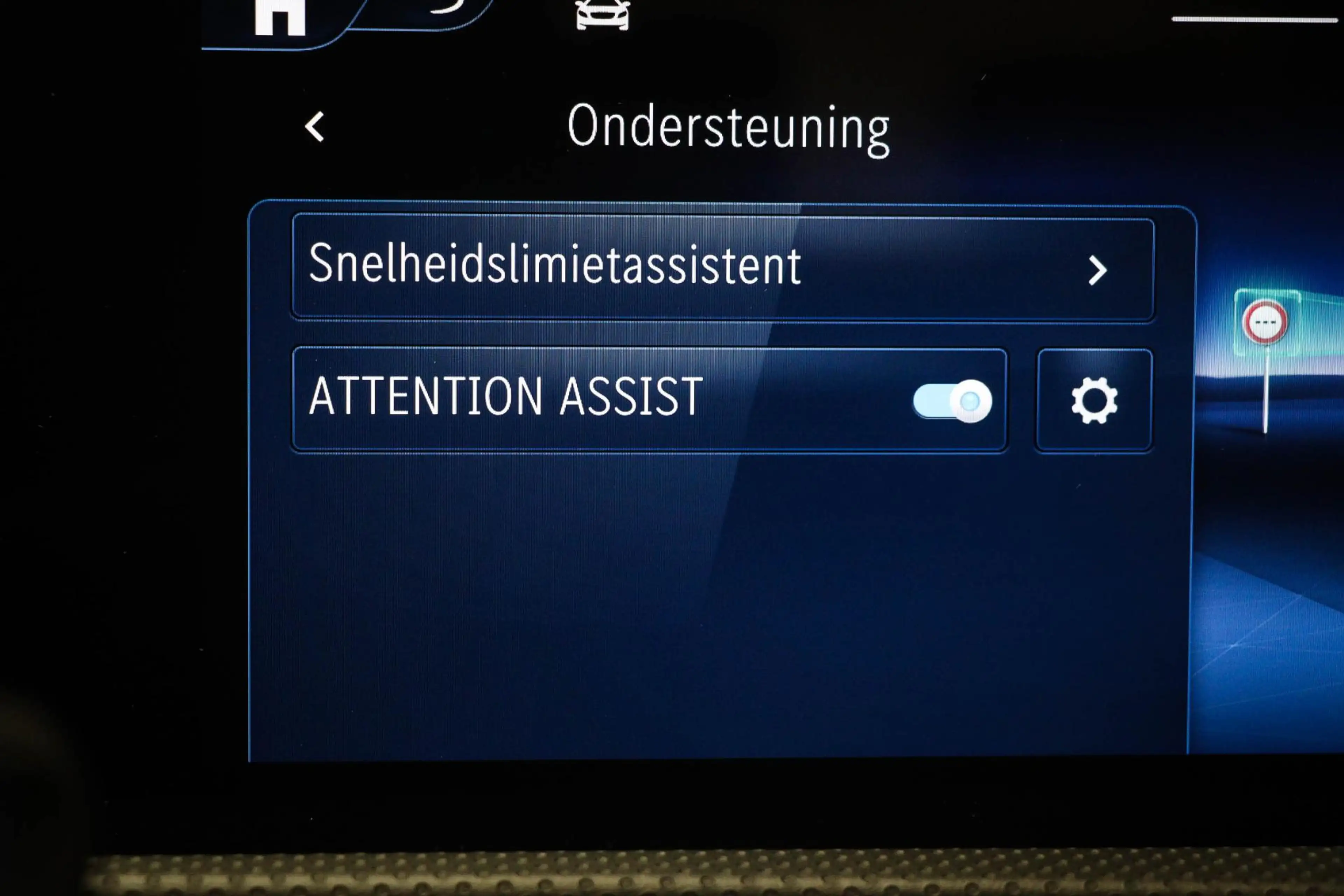 Mercedes-Benz A 180 Business Line | HALF LEDER | STOELVERWARMING | DAB — photo 41