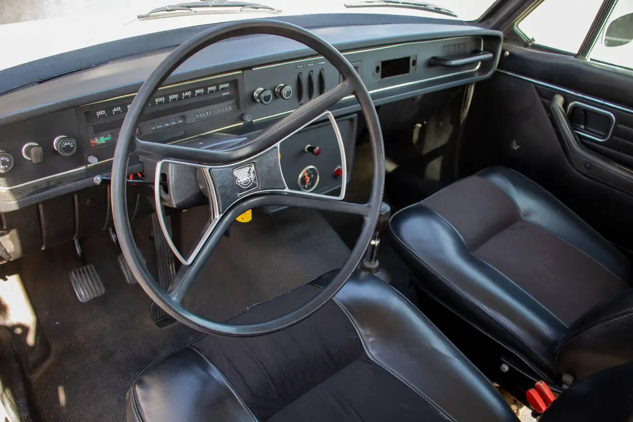 Volvo 144 2.0 / OLDTIMER / BELGISCHE WAGEN / HALF LEDER INTERIEUR !, foto 3