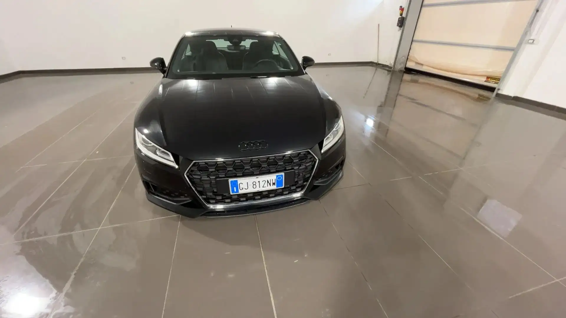 Audi TT TT Coupe 40 TFSI S Line 200cv auto Fekete - 2