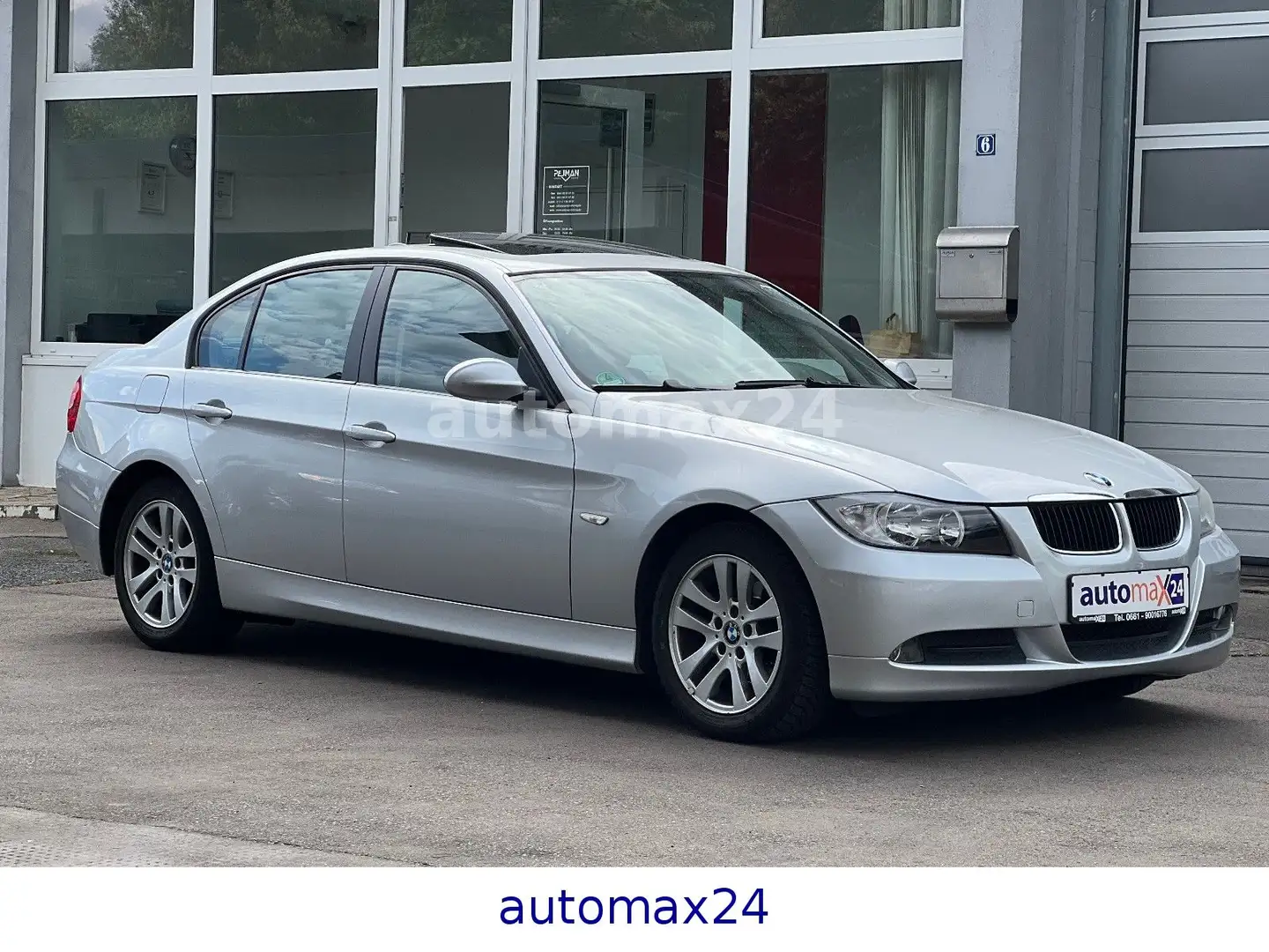 BMW 318 3Lim.318i,SCHIE-D,TMP,NAVI,TÜV NEU,AUTOMATIK Silber - 1