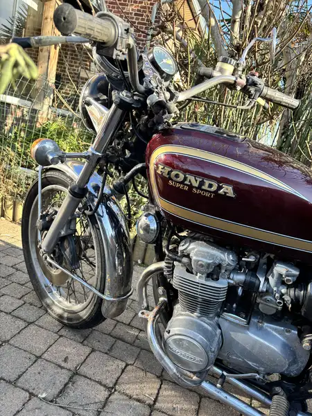 Honda CB 550 - foto 2