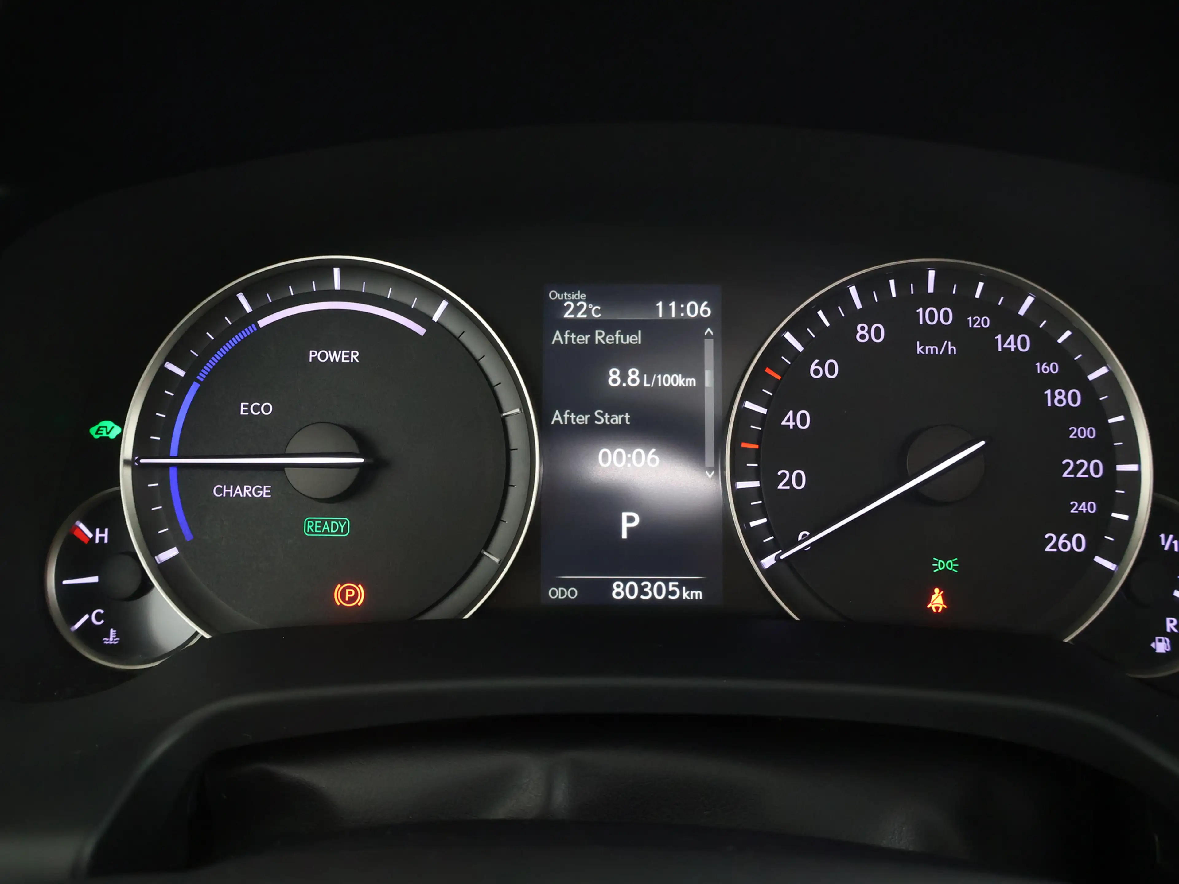 Lexus RX 450h 4WD — photo 12
