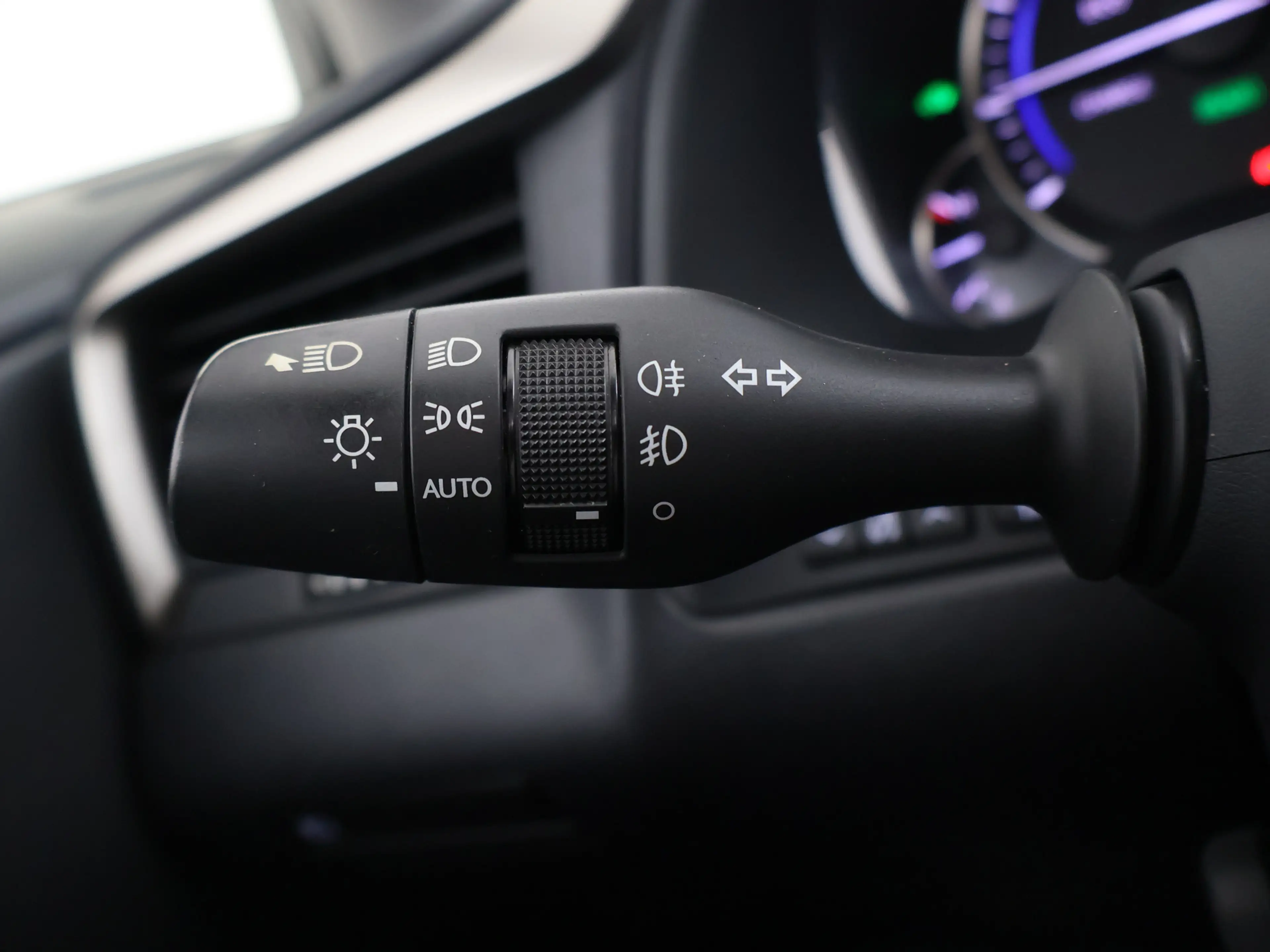 Lexus RX 450h 4WD — photo 11