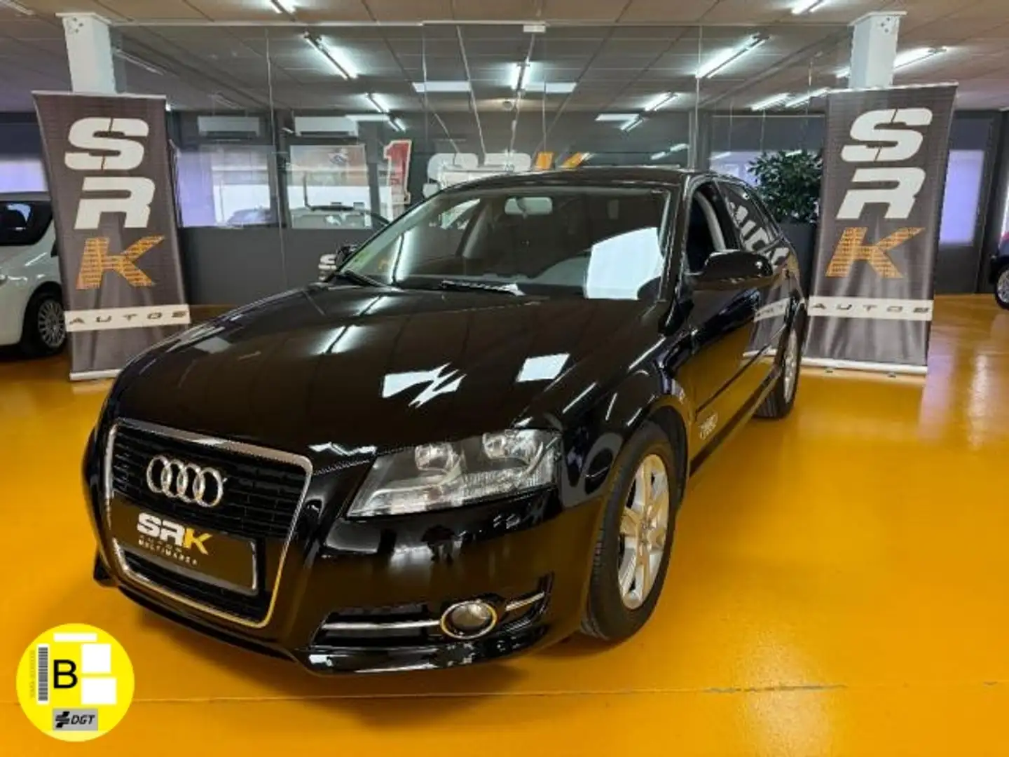 Audi A3 Sportback 1.6 TDI Ambiente Negro - 1