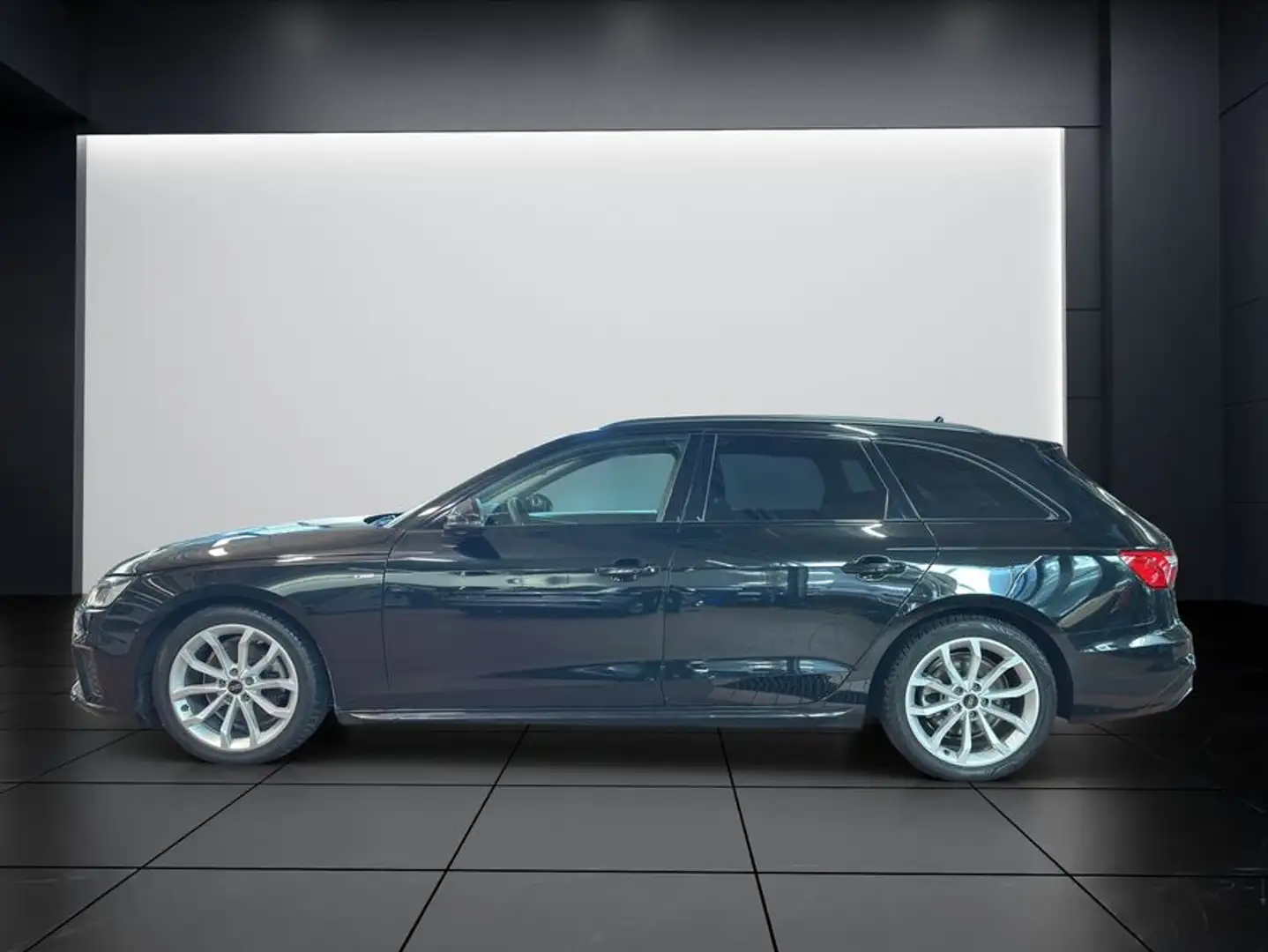 Audi A4 Avant 35 TFSI S tronic S line Noir - 2