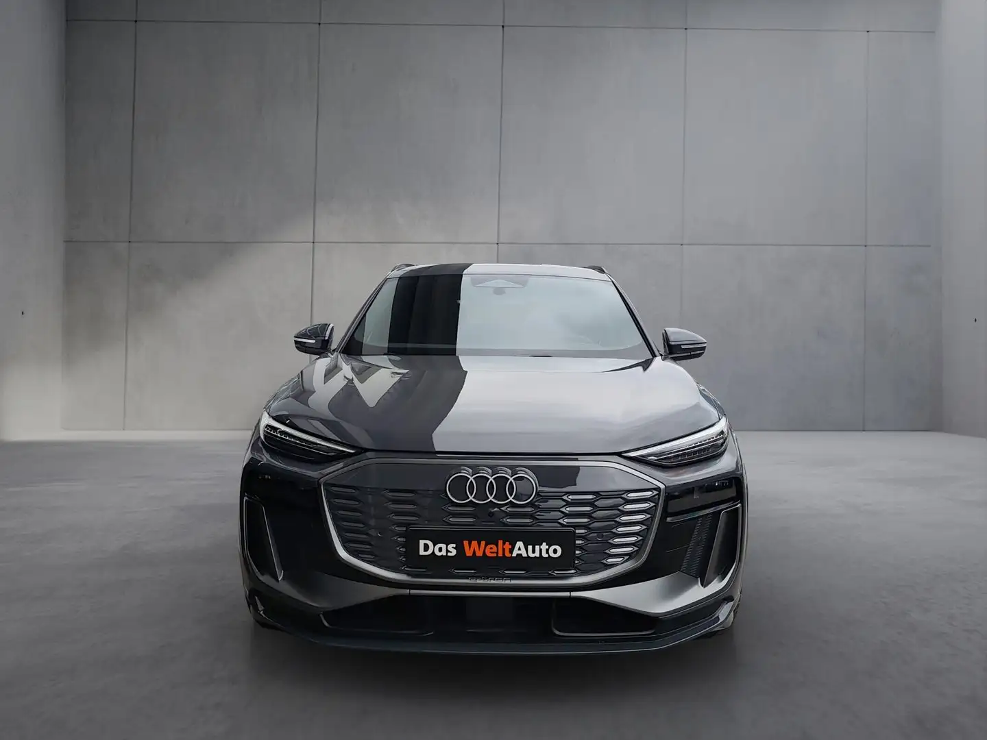 Audi Q6 e-tron e-tron quattro Grau - 2