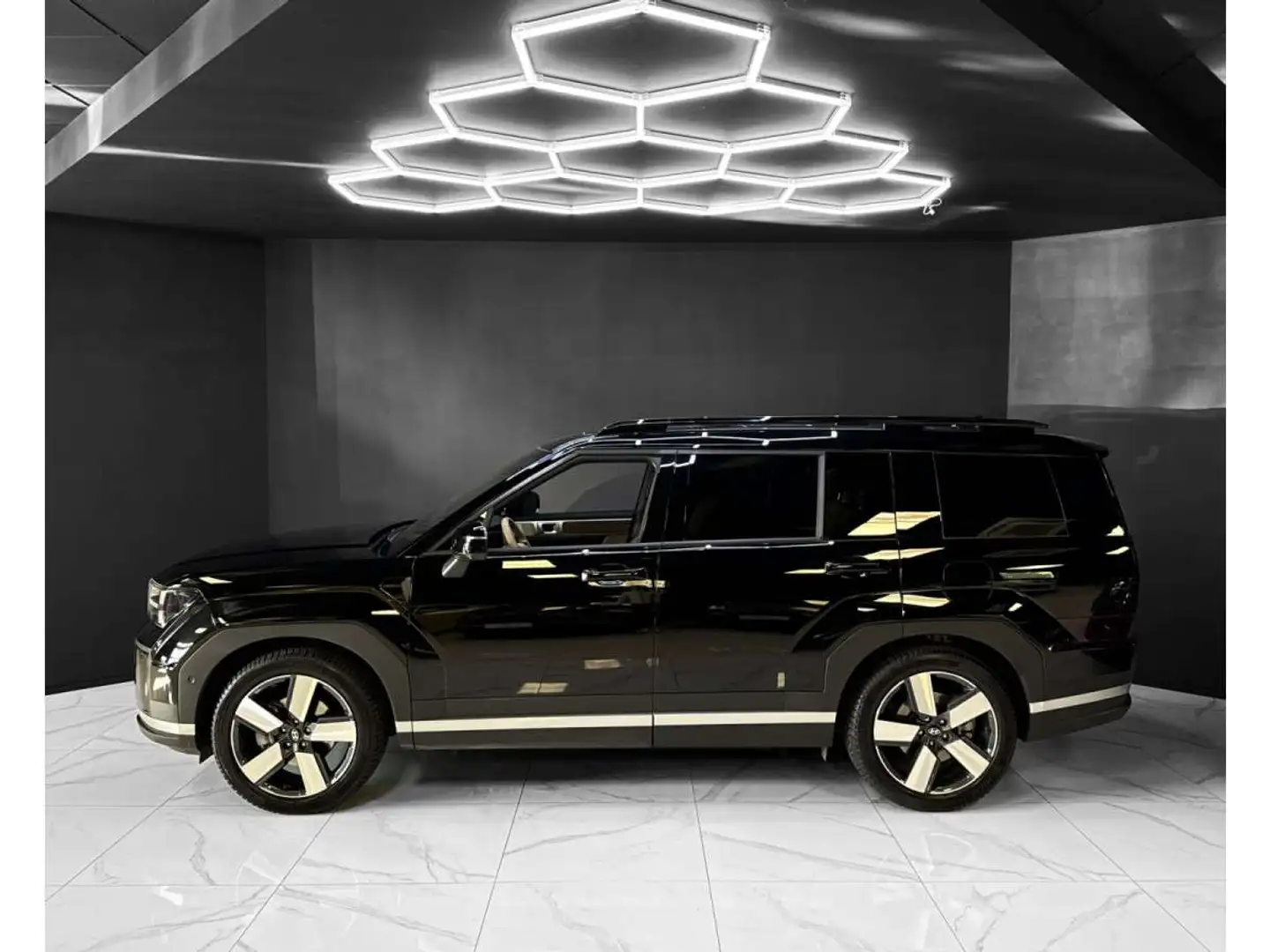 Hyundai SANTA FE 1.6 T-GDi Luxury 7 seats Noir - 2