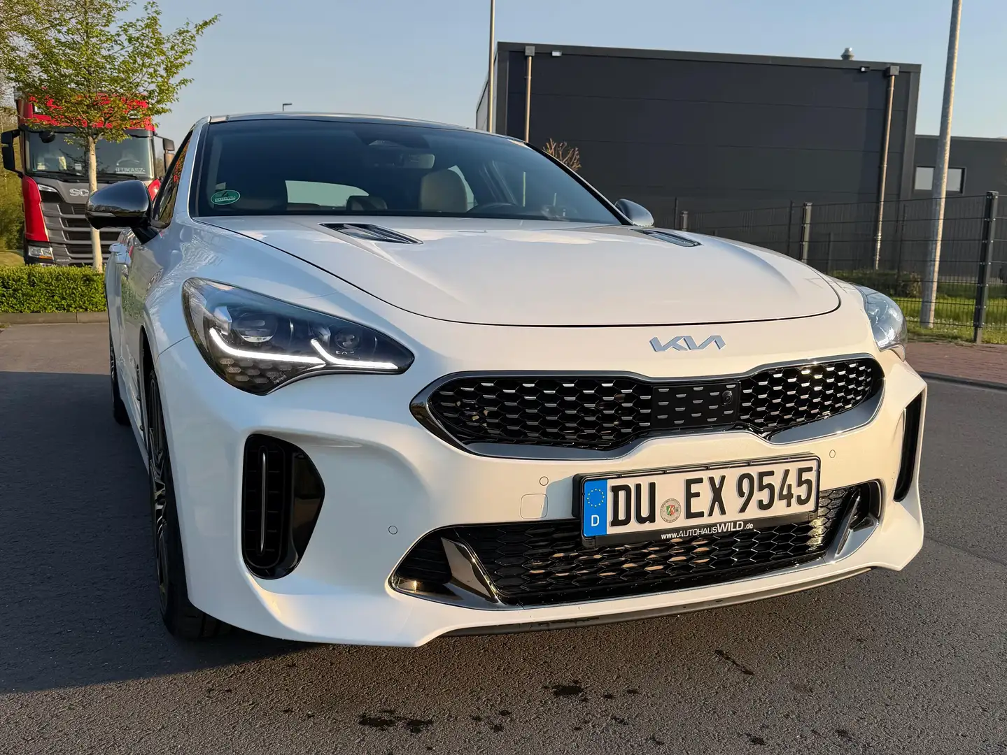 Kia Stinger Stinger 3.3 T-GDI AWD OPF GT Weiß - 1