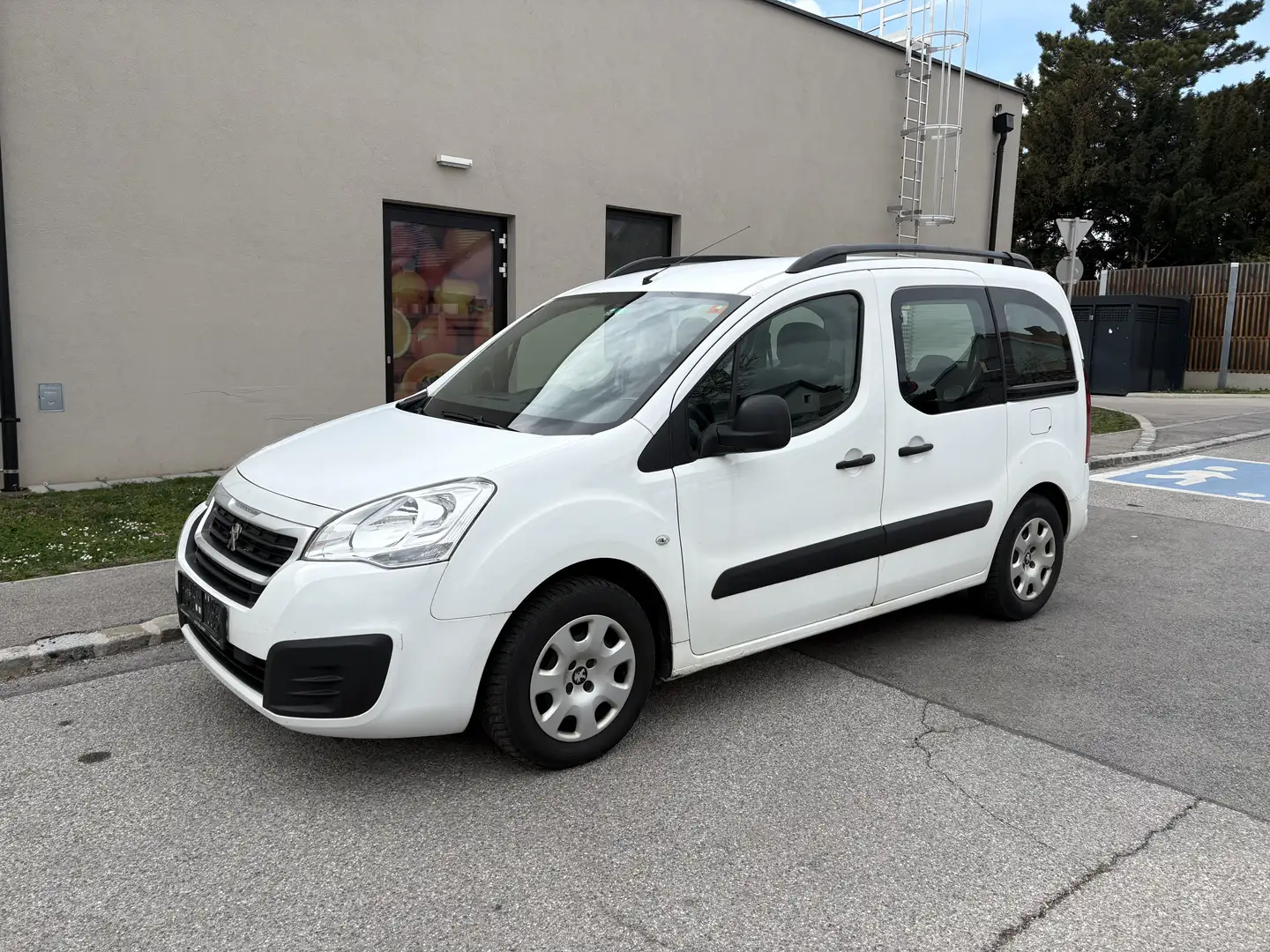 Peugeot Partner Tepee Active 1,2 PureTech 110 - 2