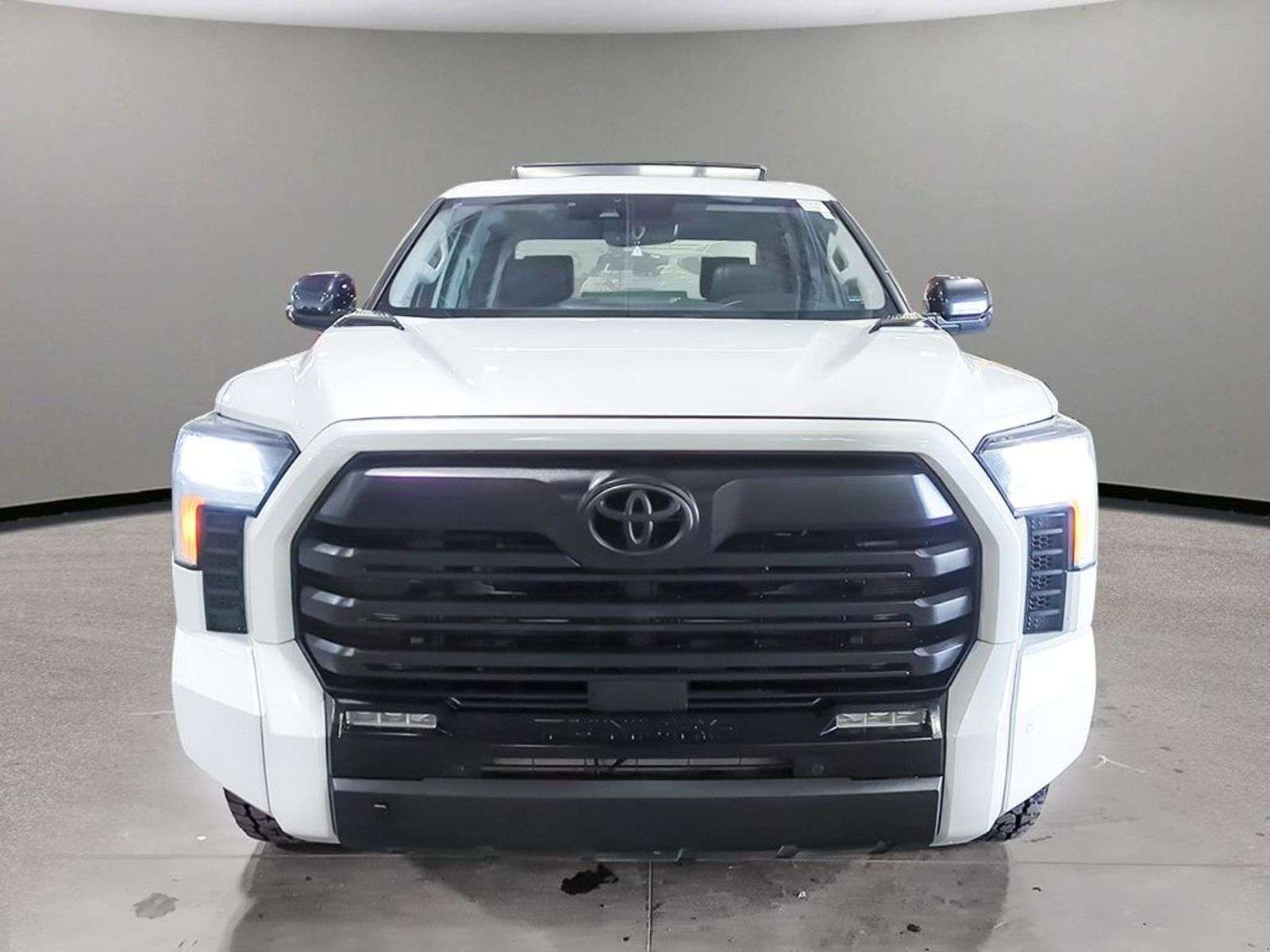 2024 Toyota Tundra HYBRID NIGHTSHADE 4X4; LEATHER, TONNEAU COVER, RUN — снимка 1