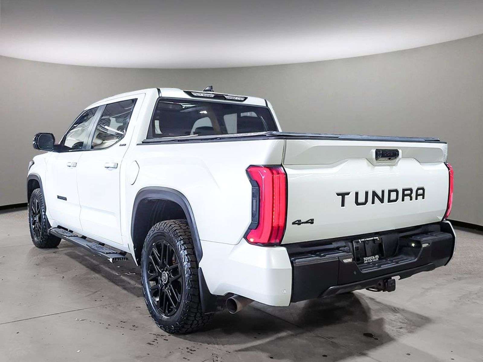 2024 Toyota Tundra HYBRID NIGHTSHADE 4X4; LEATHER, TONNEAU COVER, RUN — снимка 1