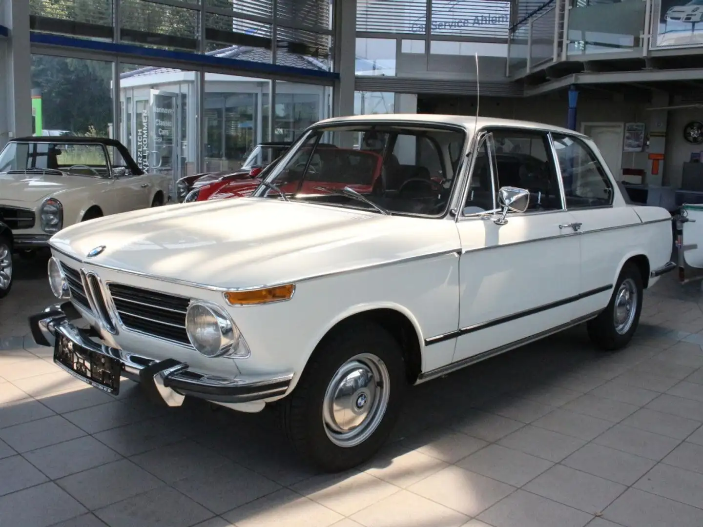 BMW 2002 1602 Білий - 1