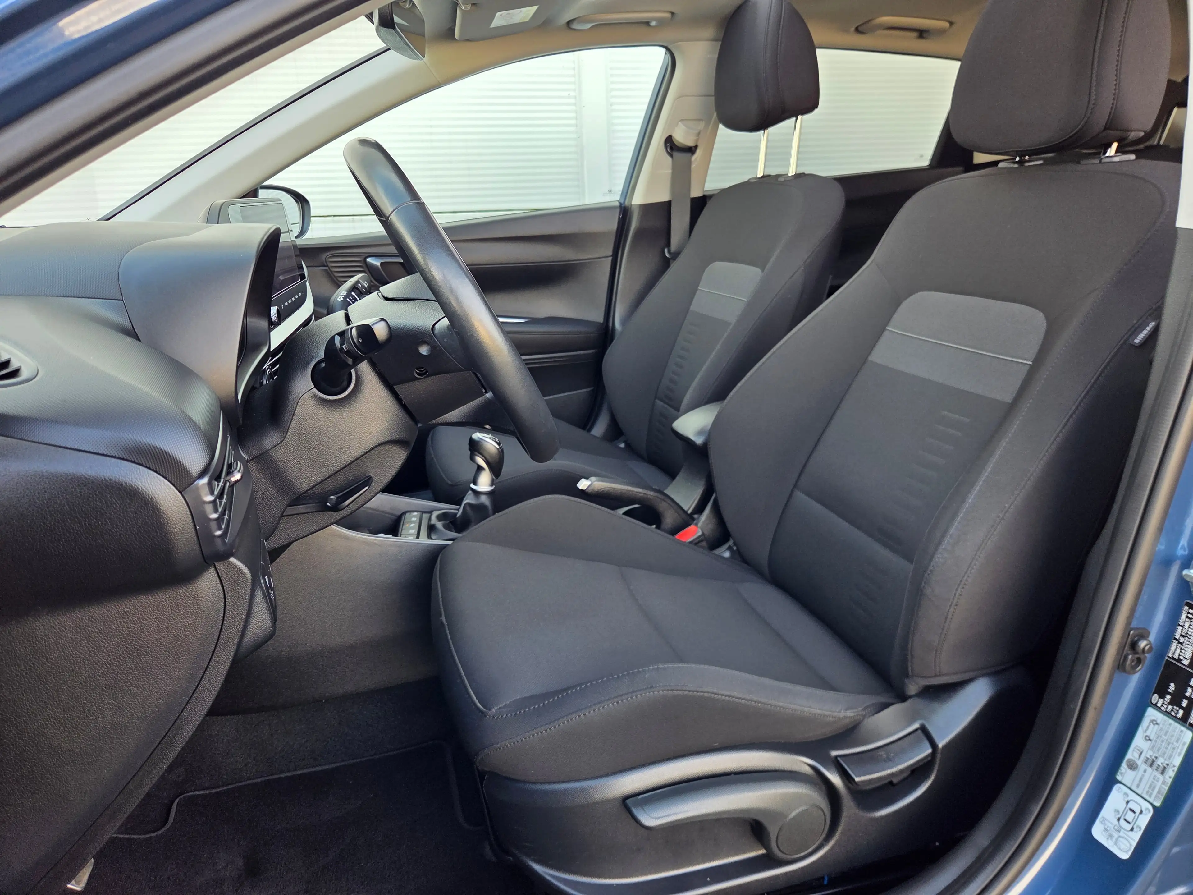 Hyundai BAYON 1.0 T-GDI Premium Sky Apple Carplay/Android Auto / — photo 5