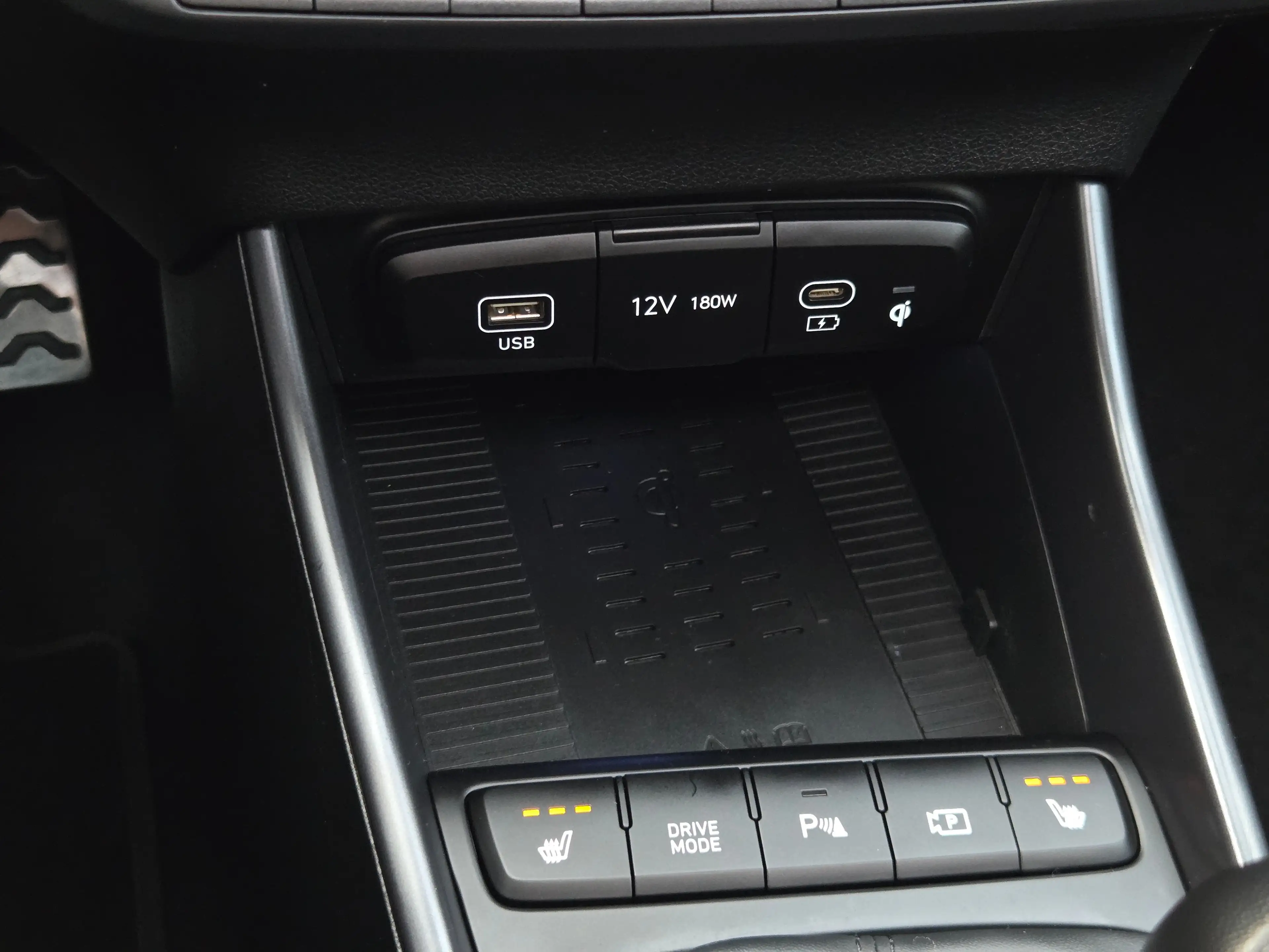 Hyundai BAYON 1.0 T-GDI Premium Sky Apple Carplay/Android Auto / — photo 13
