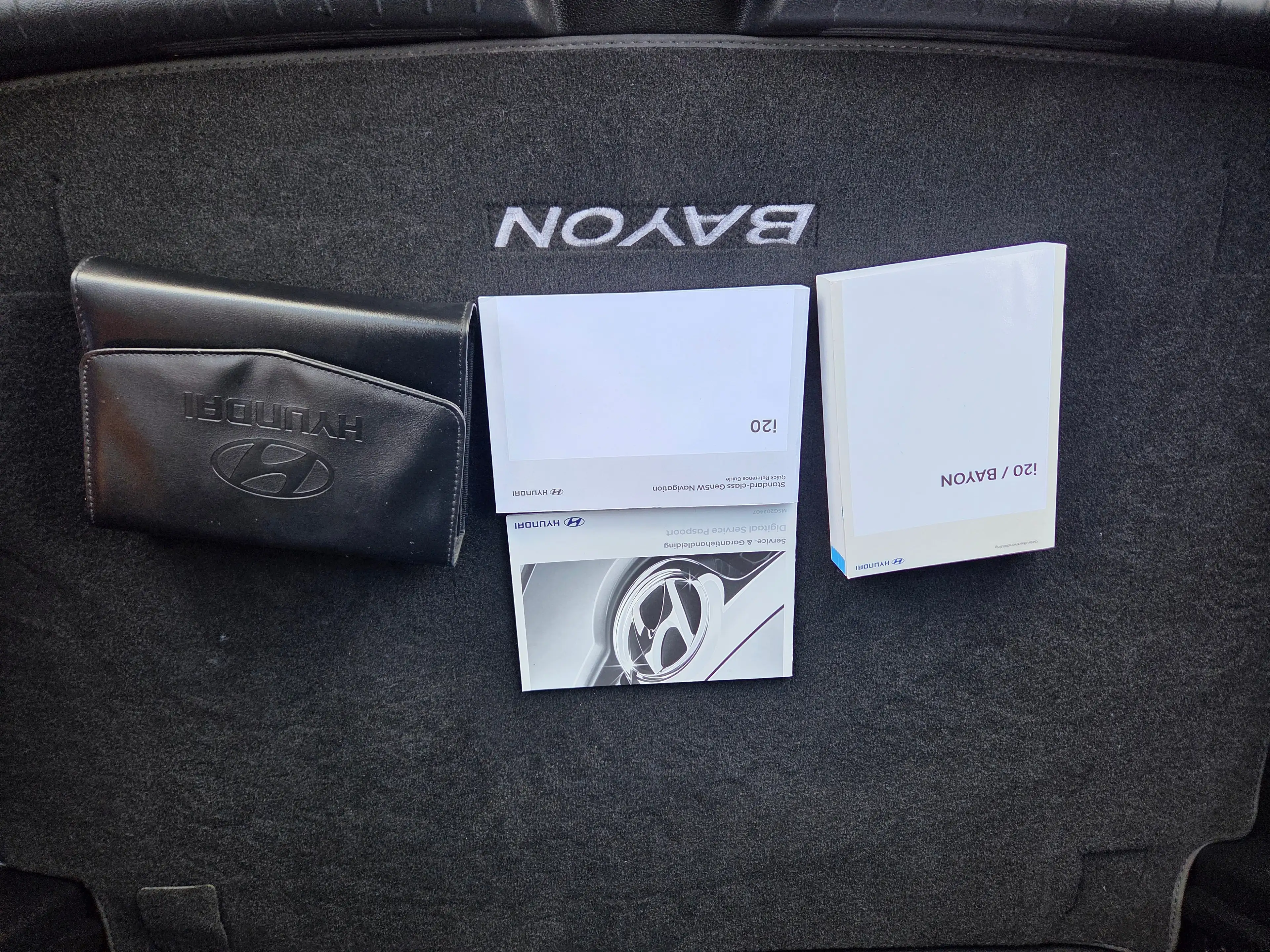 Hyundai BAYON 1.0 T-GDI Premium Sky Apple Carplay/Android Auto / — photo 37