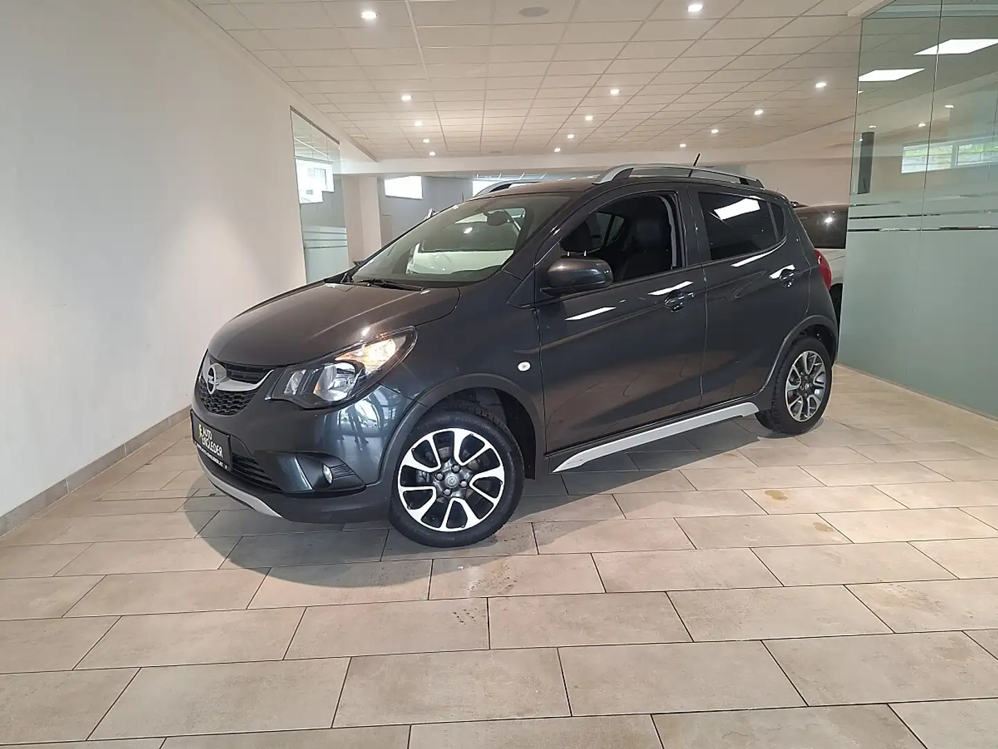 Opel Karl 1,0 Ecotec Rocks Start/Stop Grau - 1