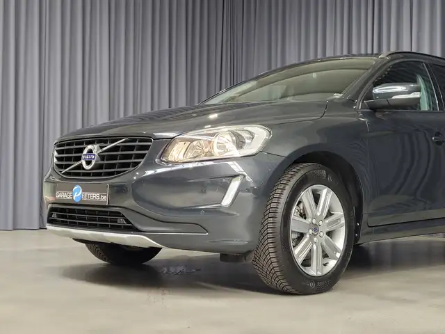 Volvo XC60 view 26
