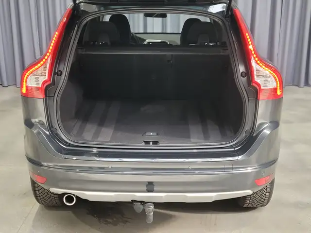 Volvo XC60 view 27