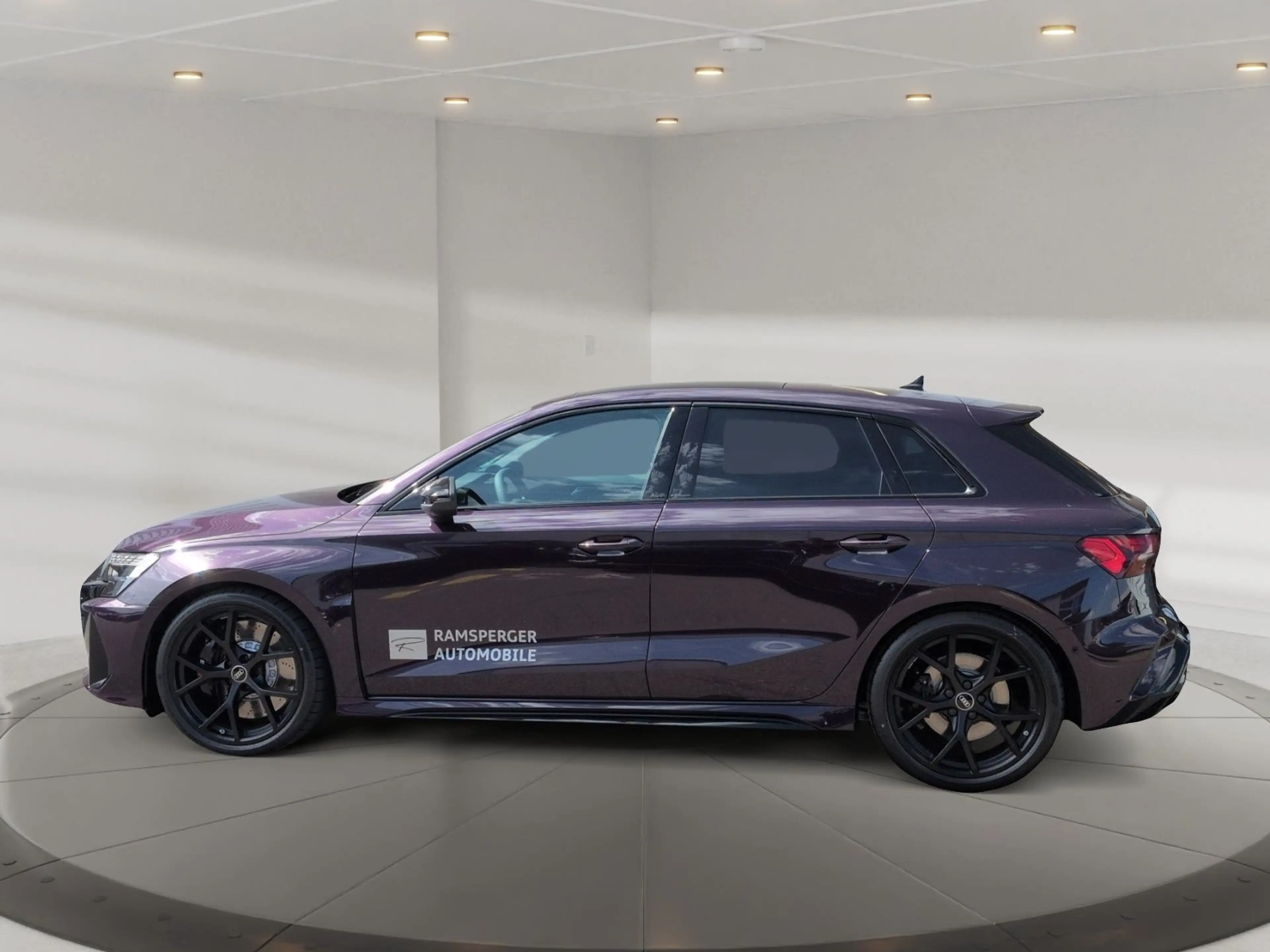 Audi RS3 3 294(400) kW(PS) S tronic — photo 4